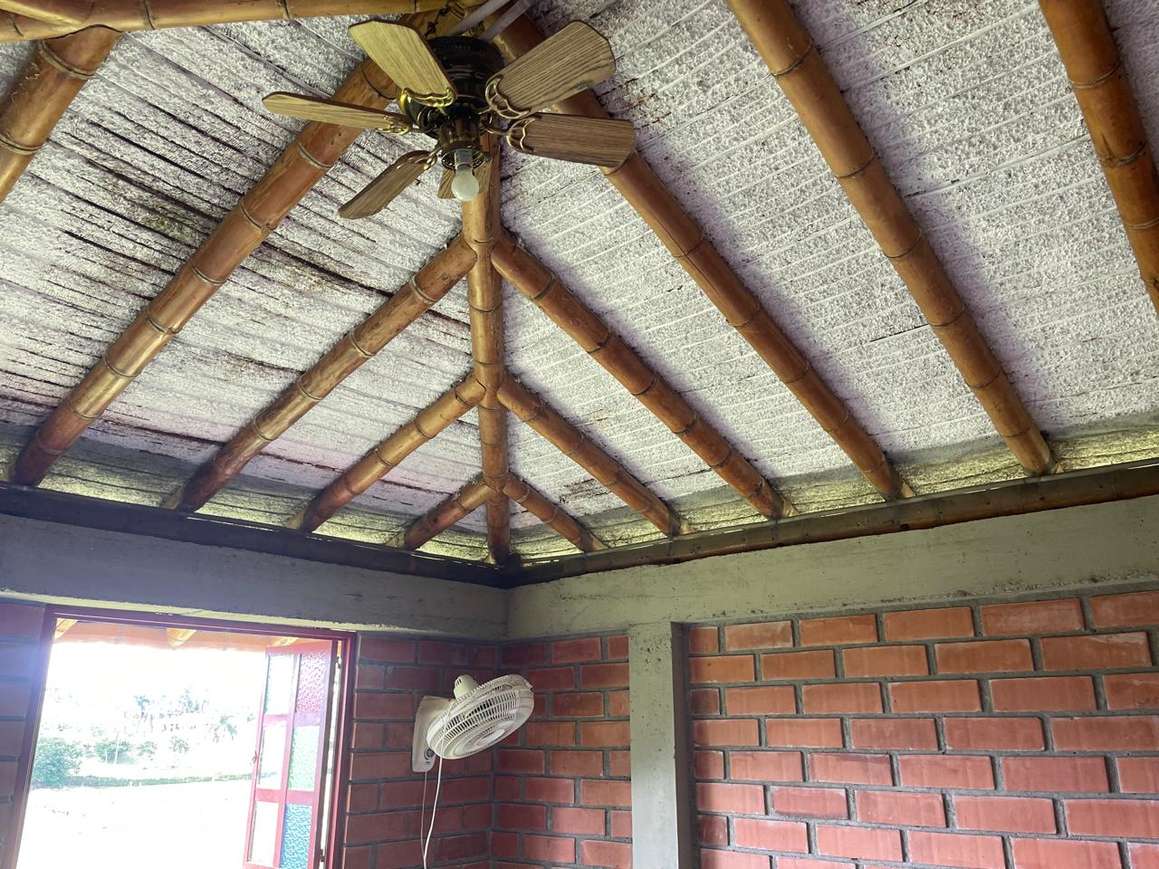 Foto de Casa campestre en Venta en Kilometro 41, Manizales - 3 - 279063350