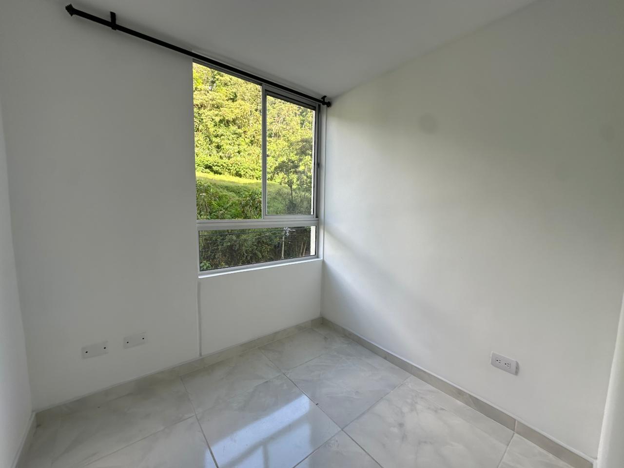 Foto de Apartamento en Arriendo en Alcazares, Manizales - 2 - 279068226