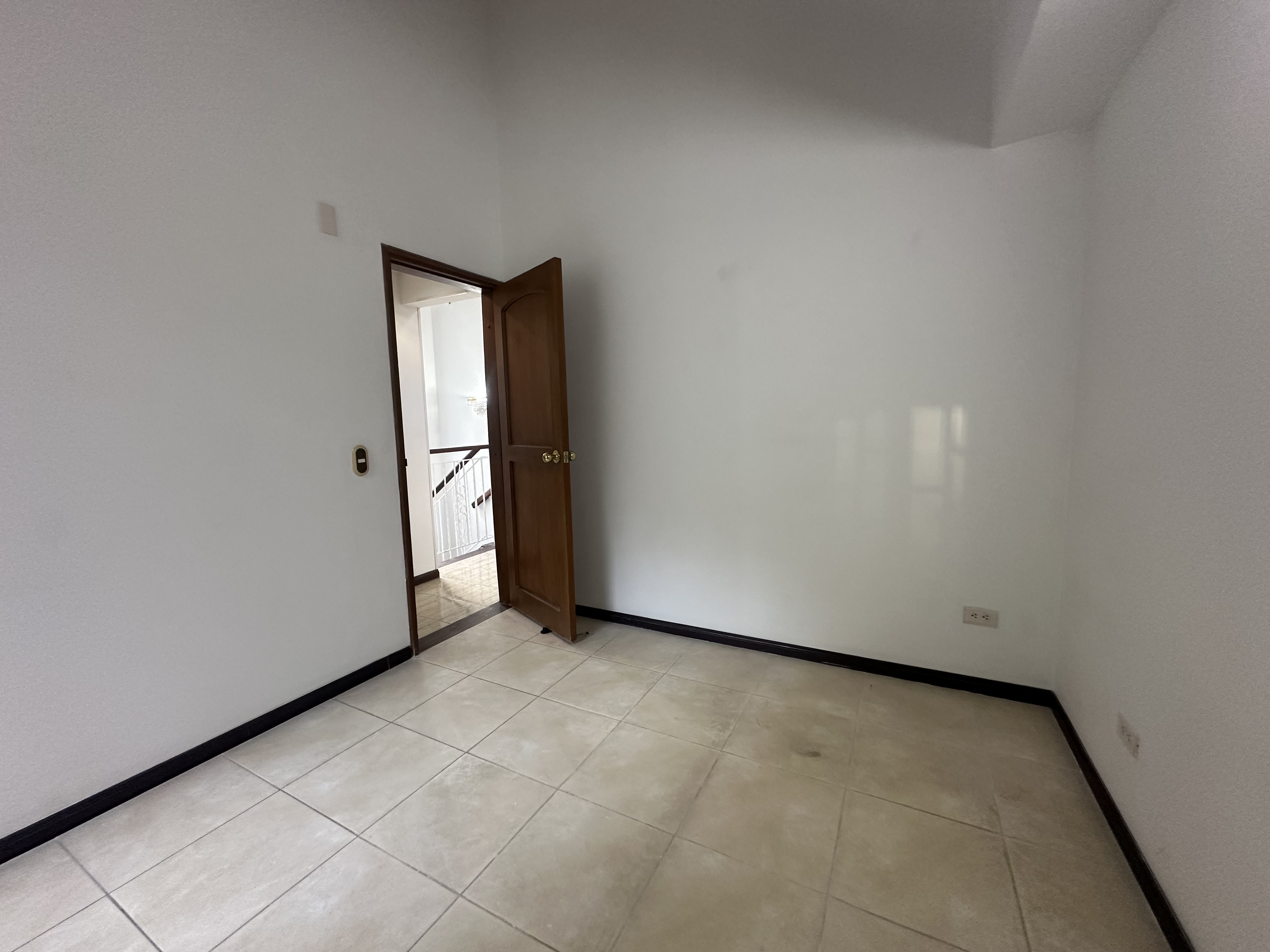 Foto de Casa en Venta en Laureles, Armenia  - 1 - 279069530