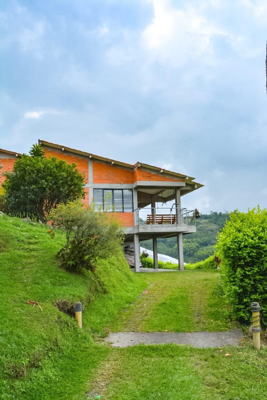 Foto de Casa campestre en Arriendo en Curasao, Palestina - 5 - 279059917