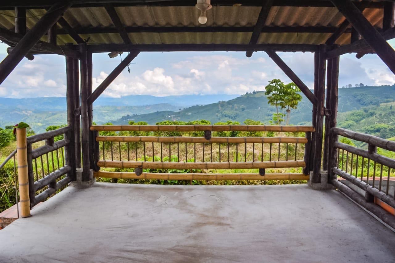 Foto de Casa campestre en Arriendo en Curasao, Palestina - 4 - 279059917