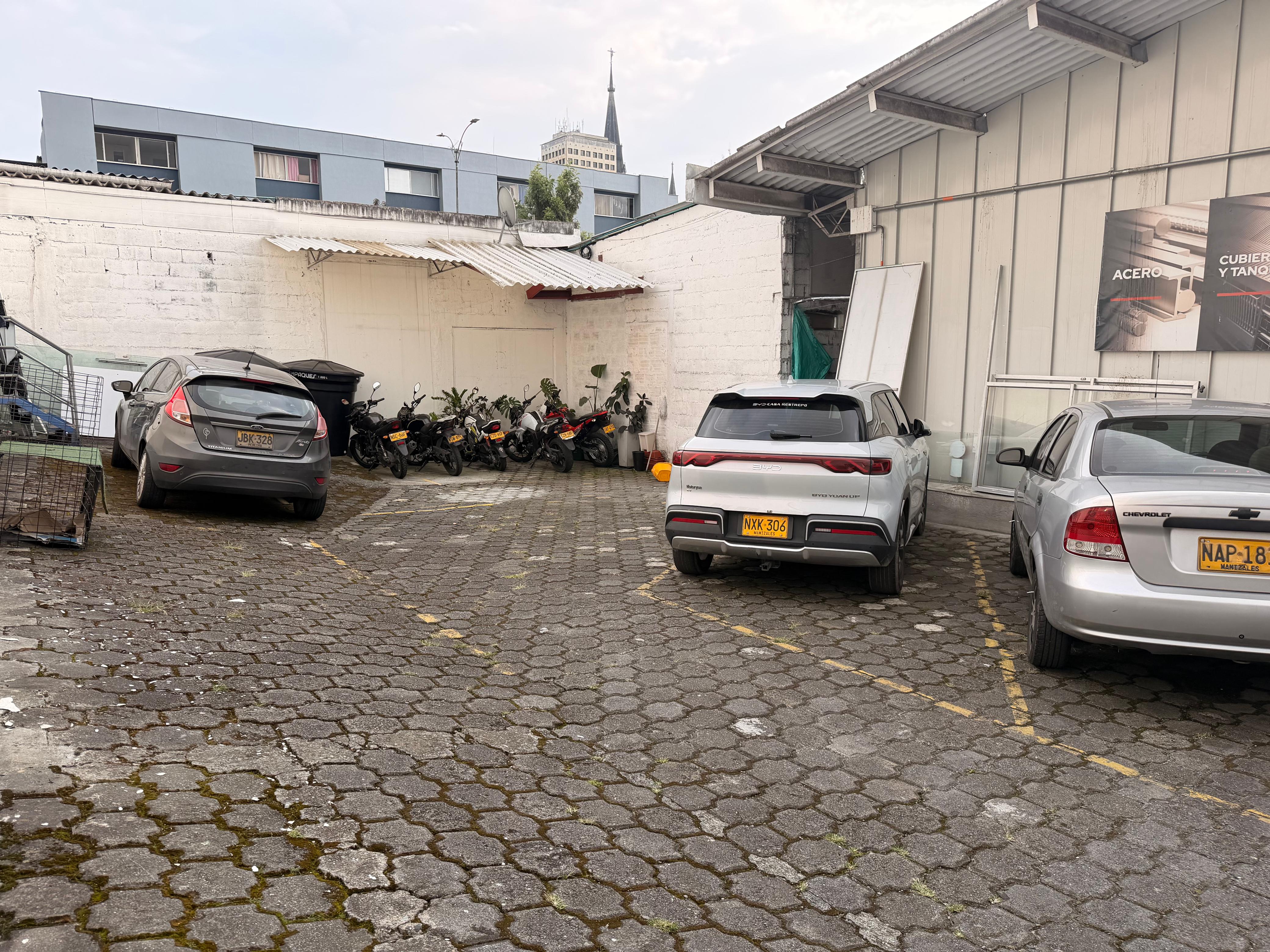 Foto de Local en Arriendo en Centro, Manizales - 2 - 279067668