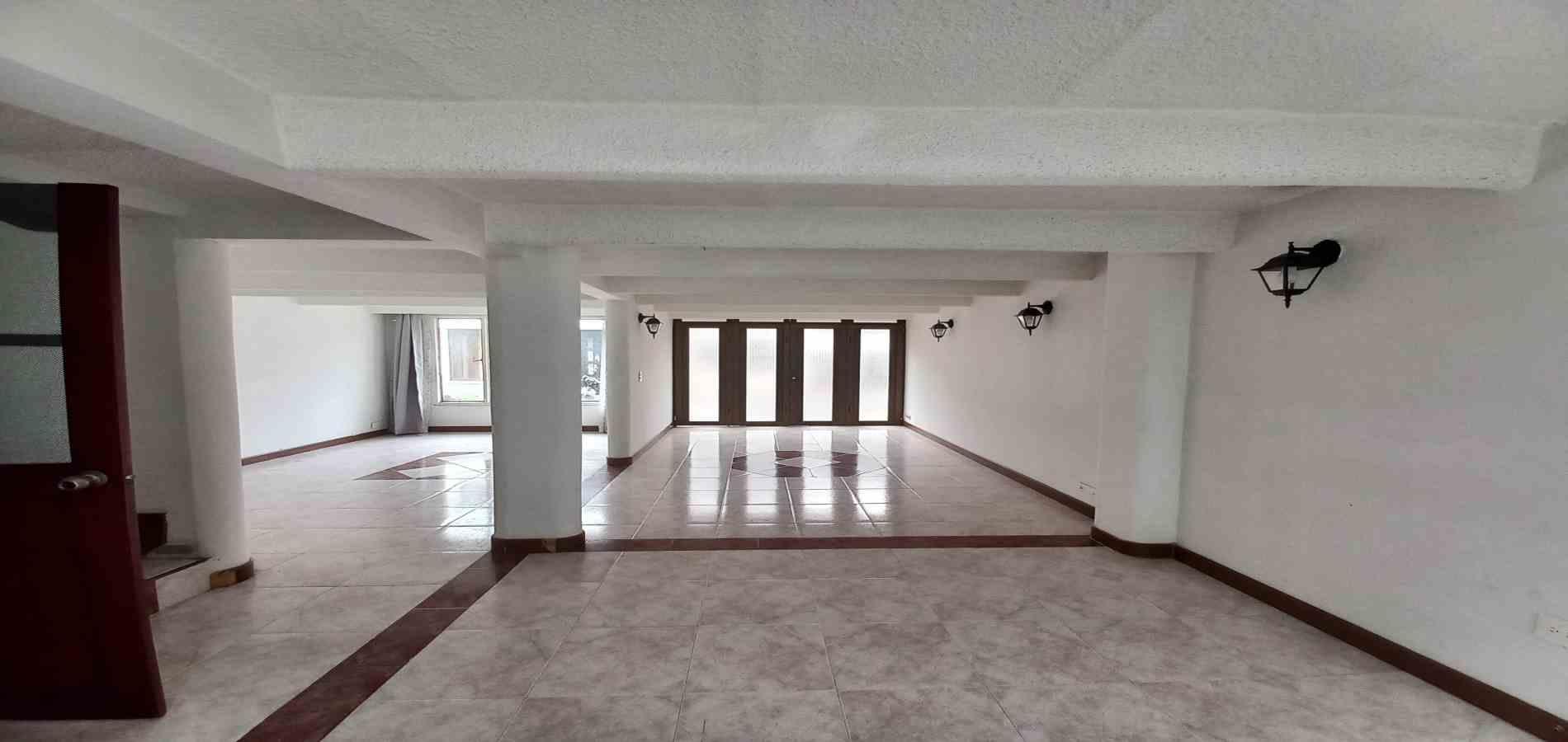 Foto de Casa para Arriendo en Alamos, Pereira - 279068801