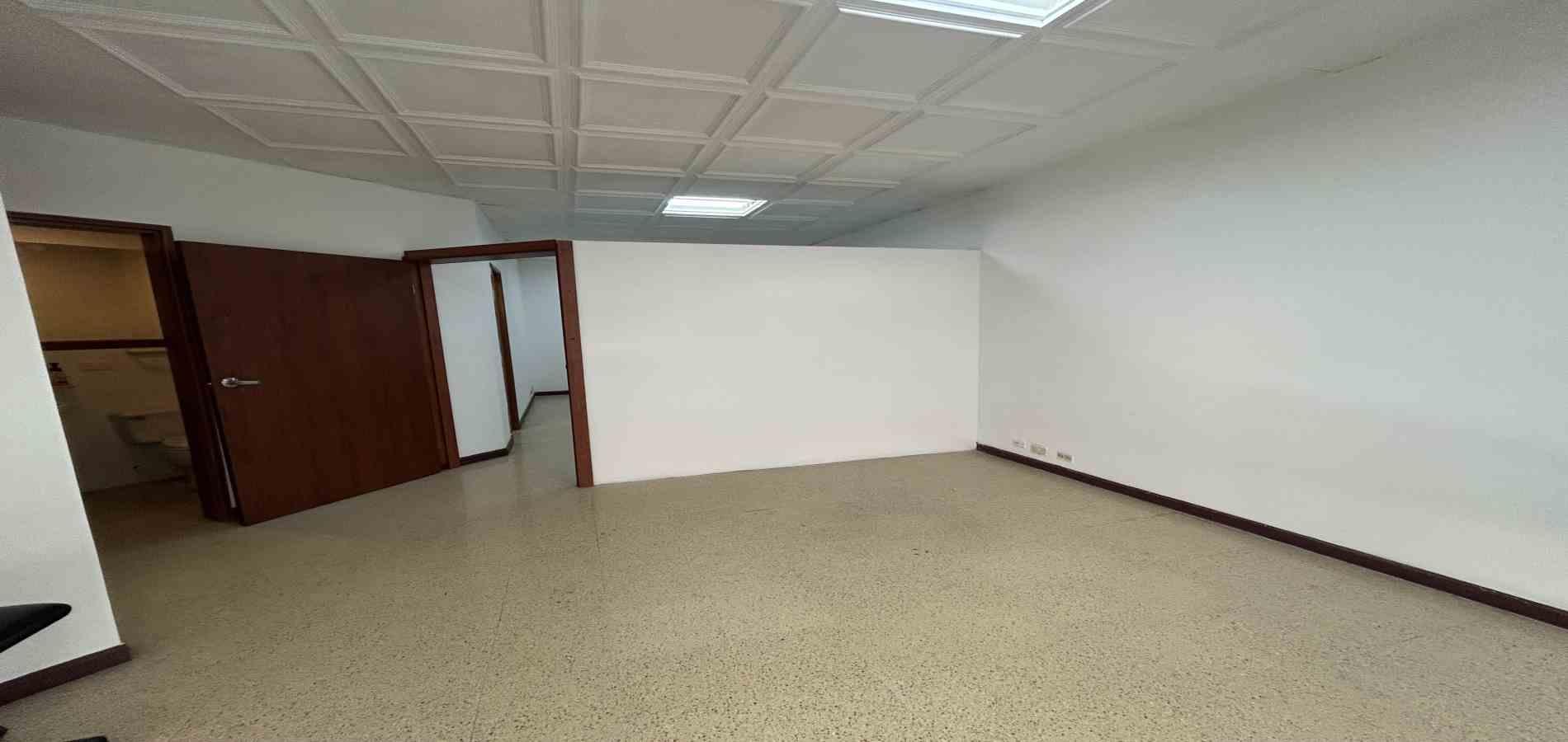 Foto de Oficina en Arriendo en Centro, Pereira - 7 - 279068234