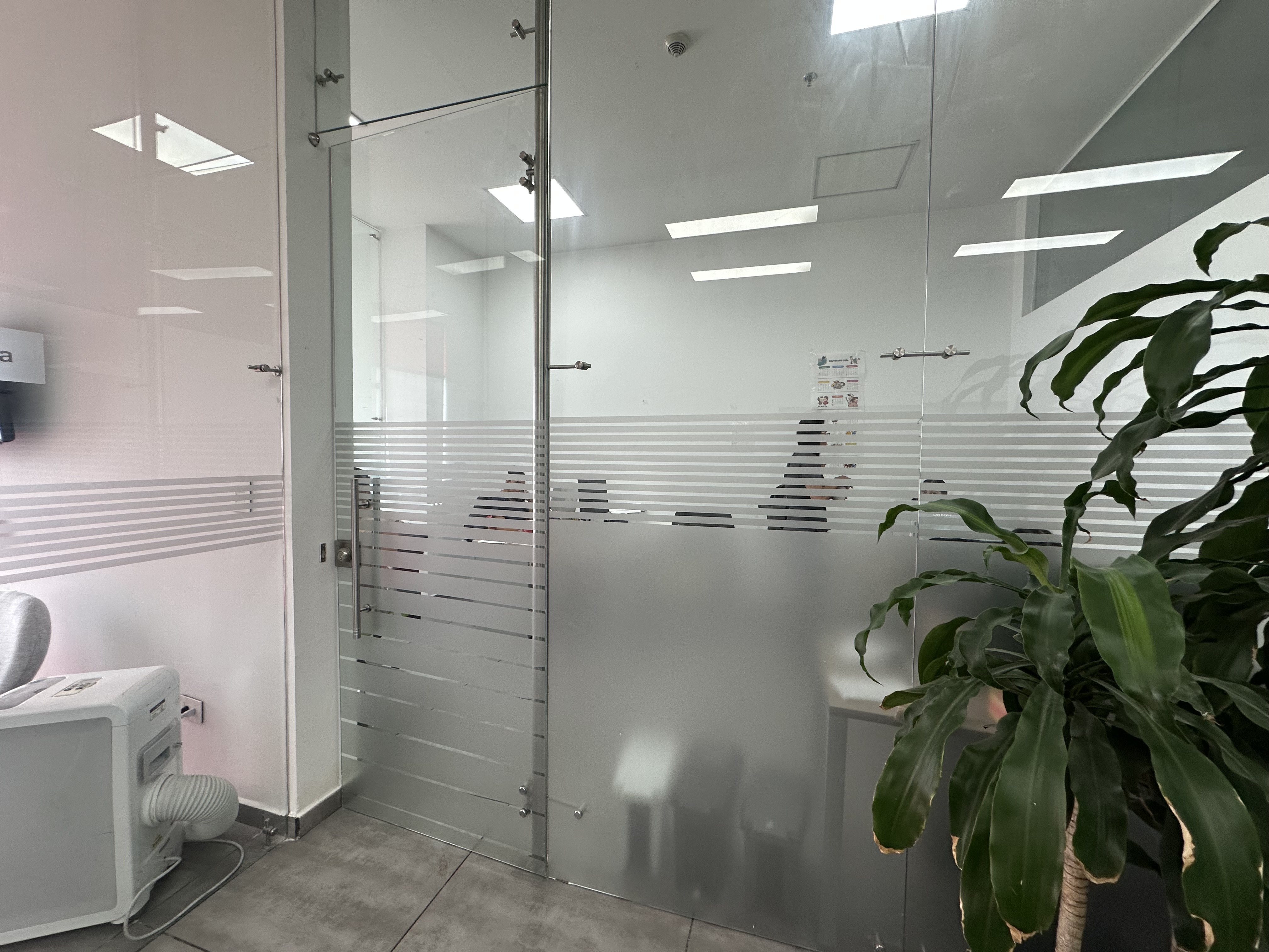 Foto de Oficina en Arriendo en Av bolivar, Armenia  - 3 - 279068722