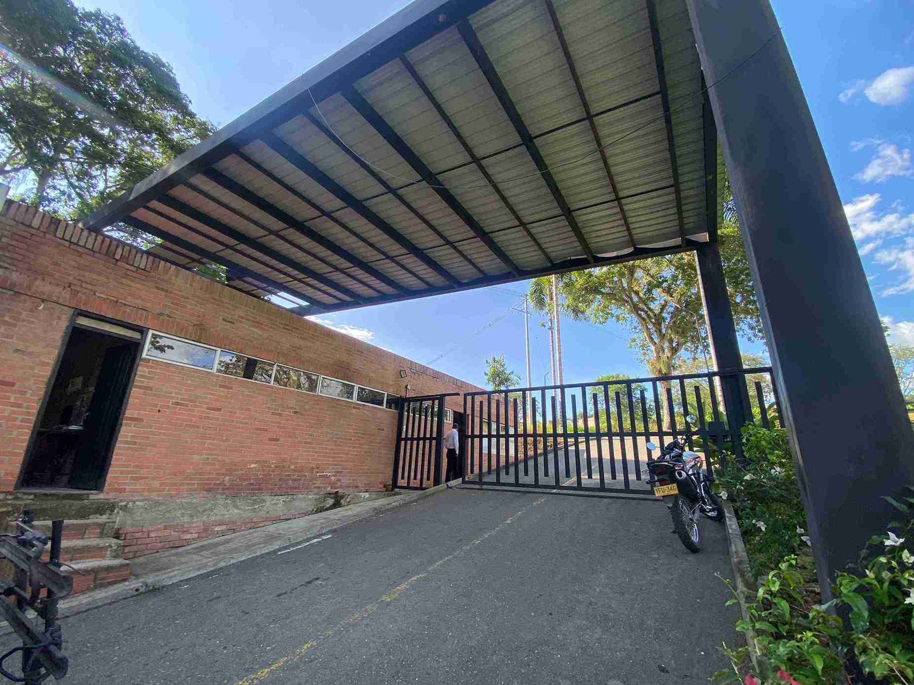 Foto de Casa campestre en Venta en Los planes, Neira - 12 - 279057744