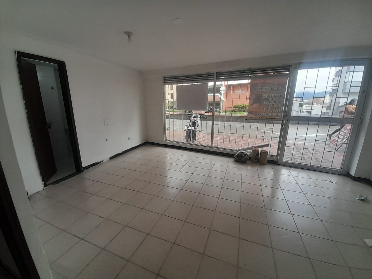 Foto de Local en Venta en Palogrande, Manizales - 13 - 279057742