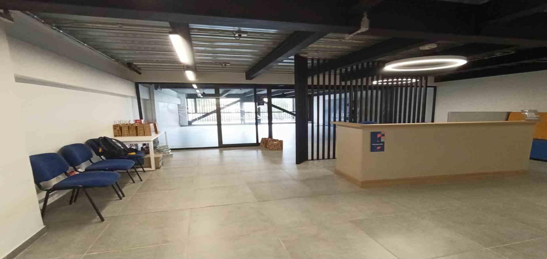 Foto de Local en Arriendo en Versalles, Manizales - 5 - 279066678