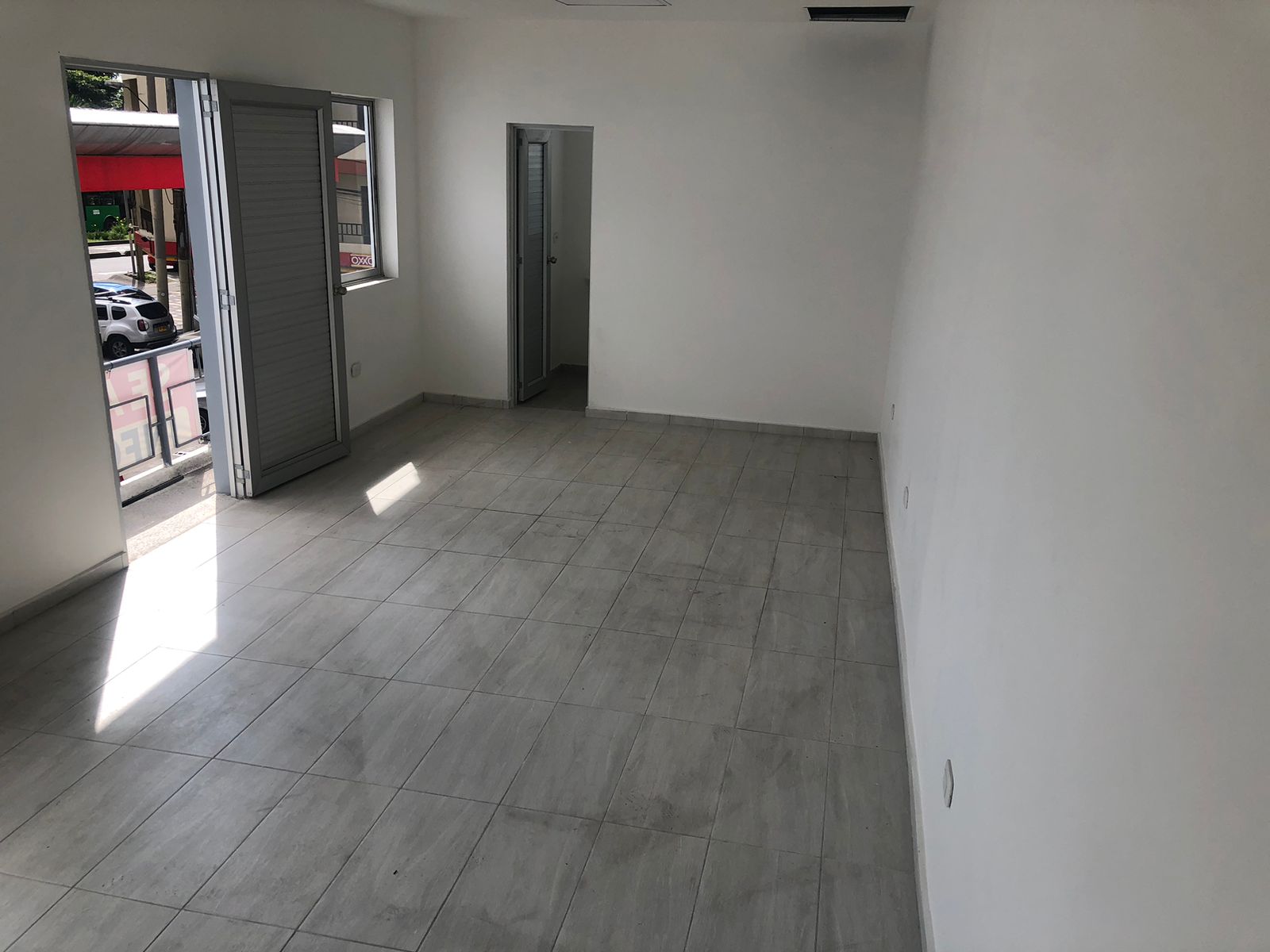 Foto de Oficina en Arriendo en Avenida 30 de agosto, Pereira - 12 - 279055784