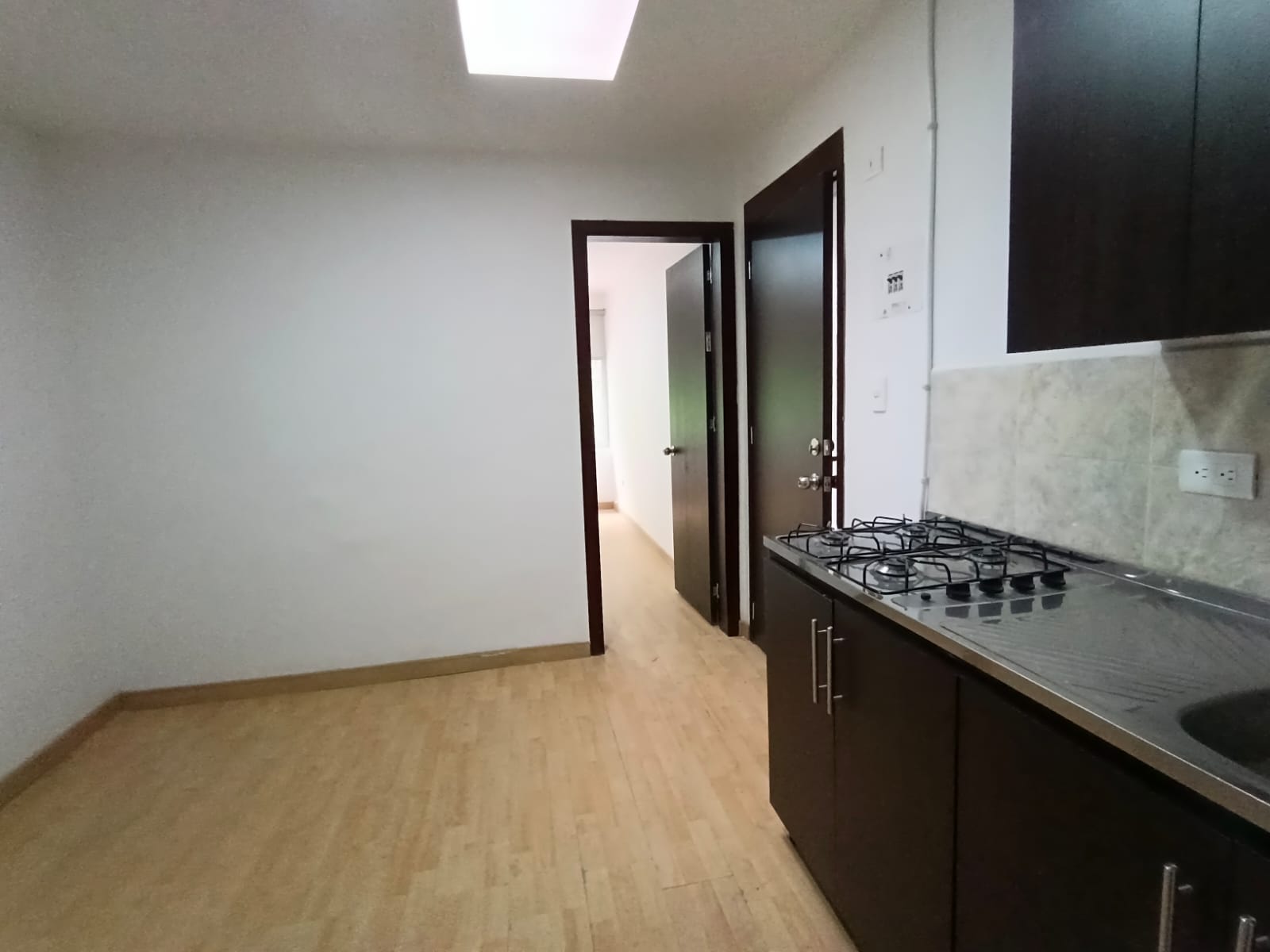 Foto de Apartaestudio en Arriendo en Milán, Manizales - 2 - 279067506