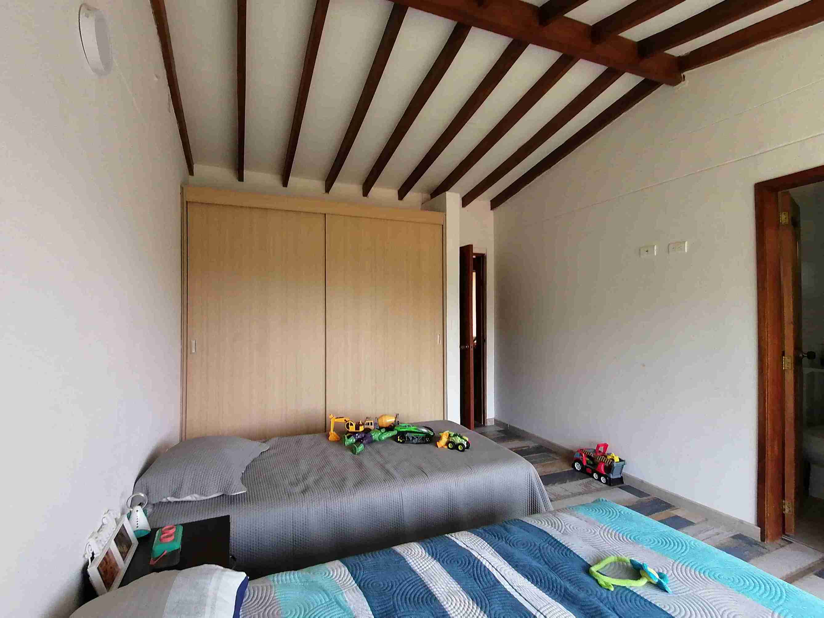 Foto de Casa campestre en Venta en Los planes, Neira - 7 - 279057744
