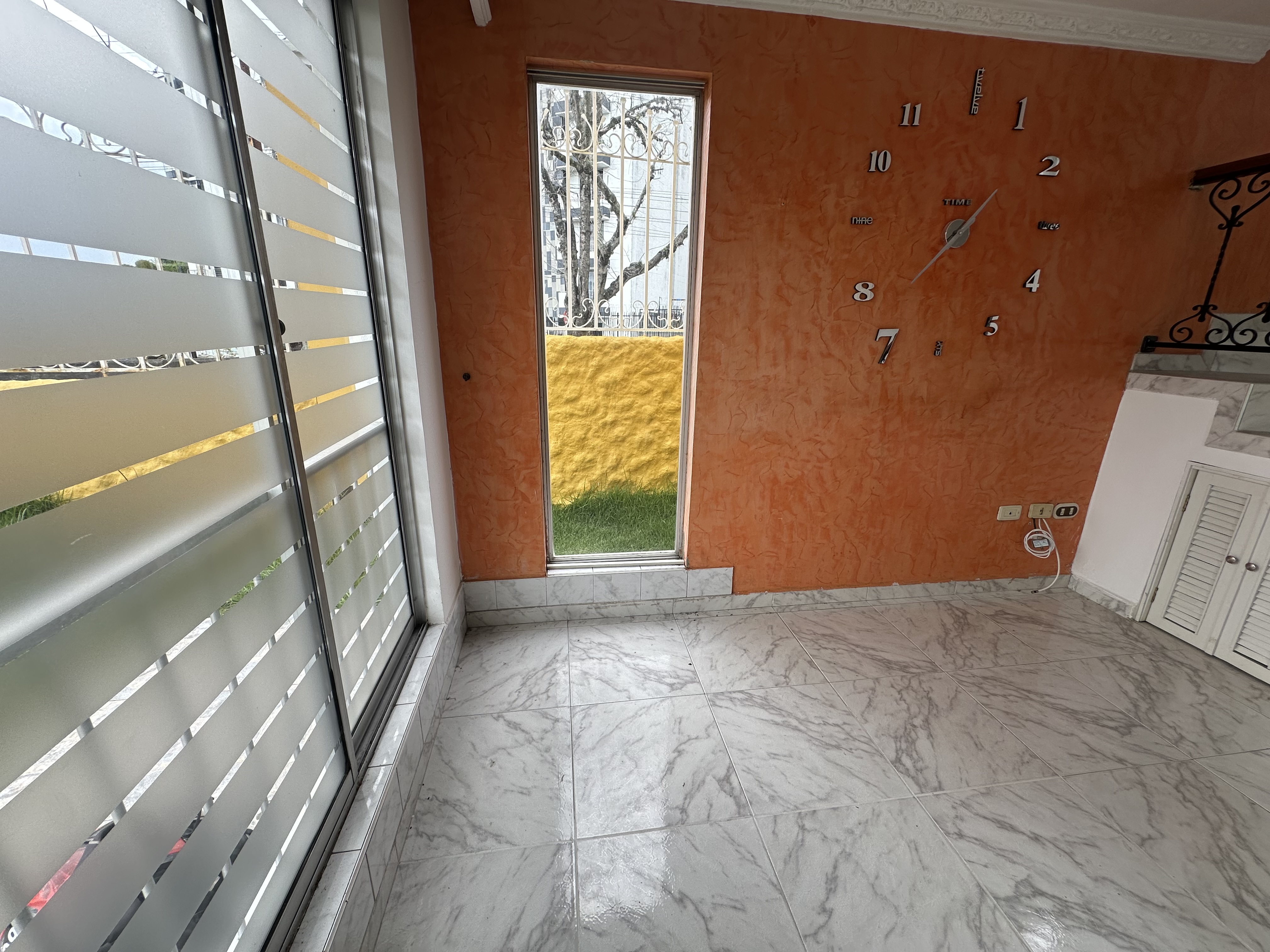 Foto de Casa en Venta en Estadio, Armenia  - 2 - 279068595