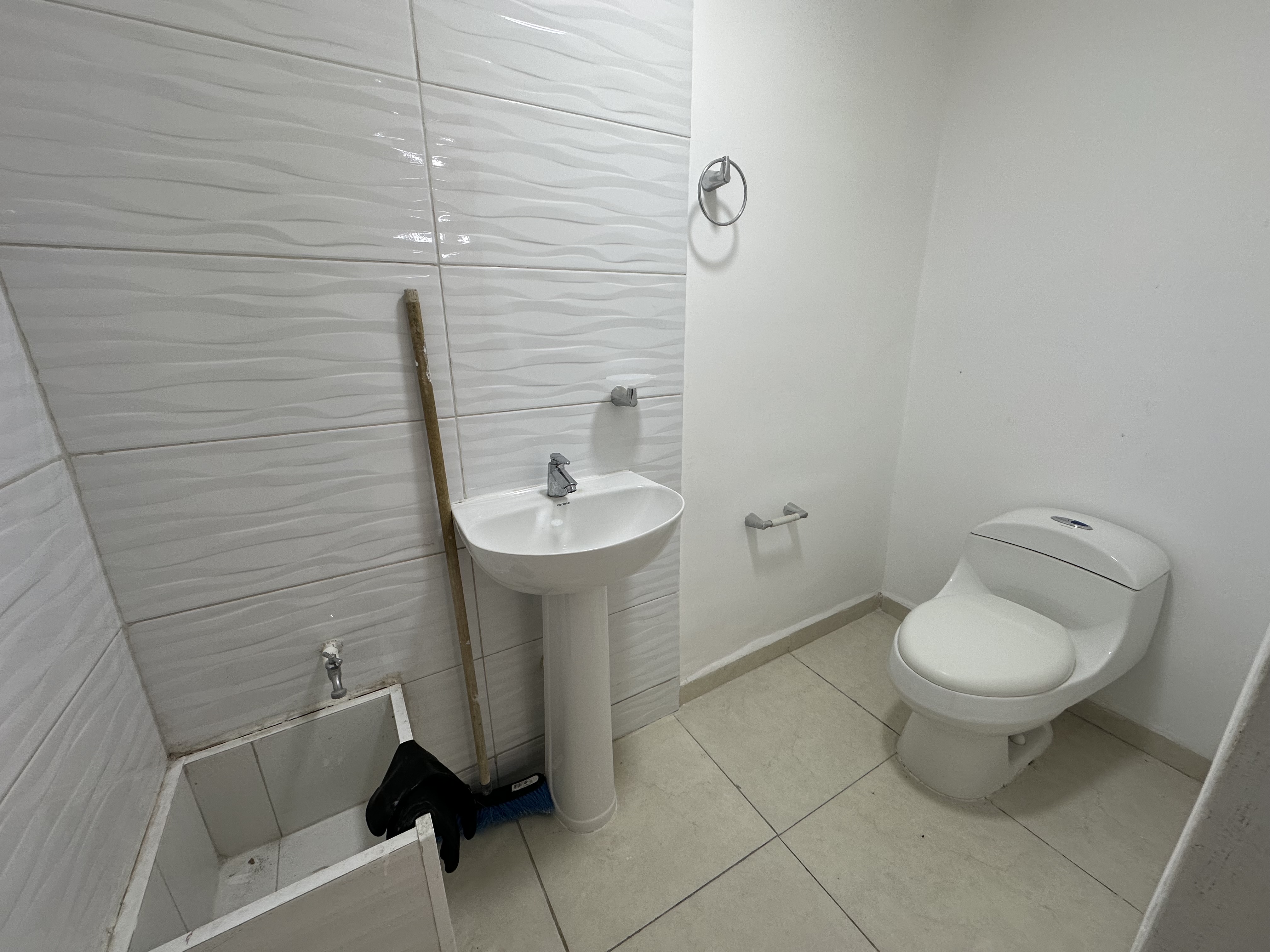 Foto de Local en Arriendo en Av bolivar, Armenia  - 10 - 279068915