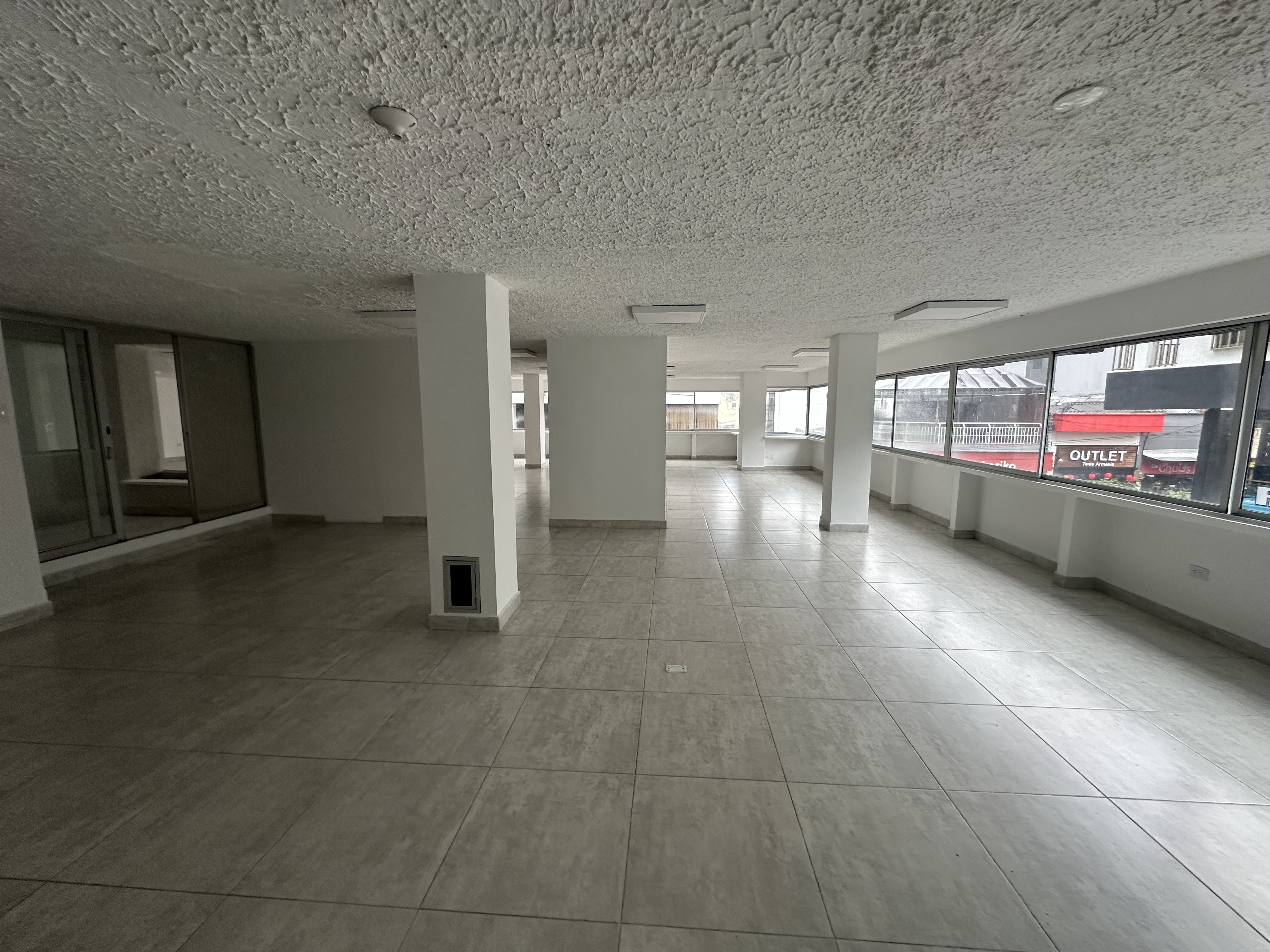 Foto de Local en Venta en Av bolivar, Armenia  - 22 - 279067929