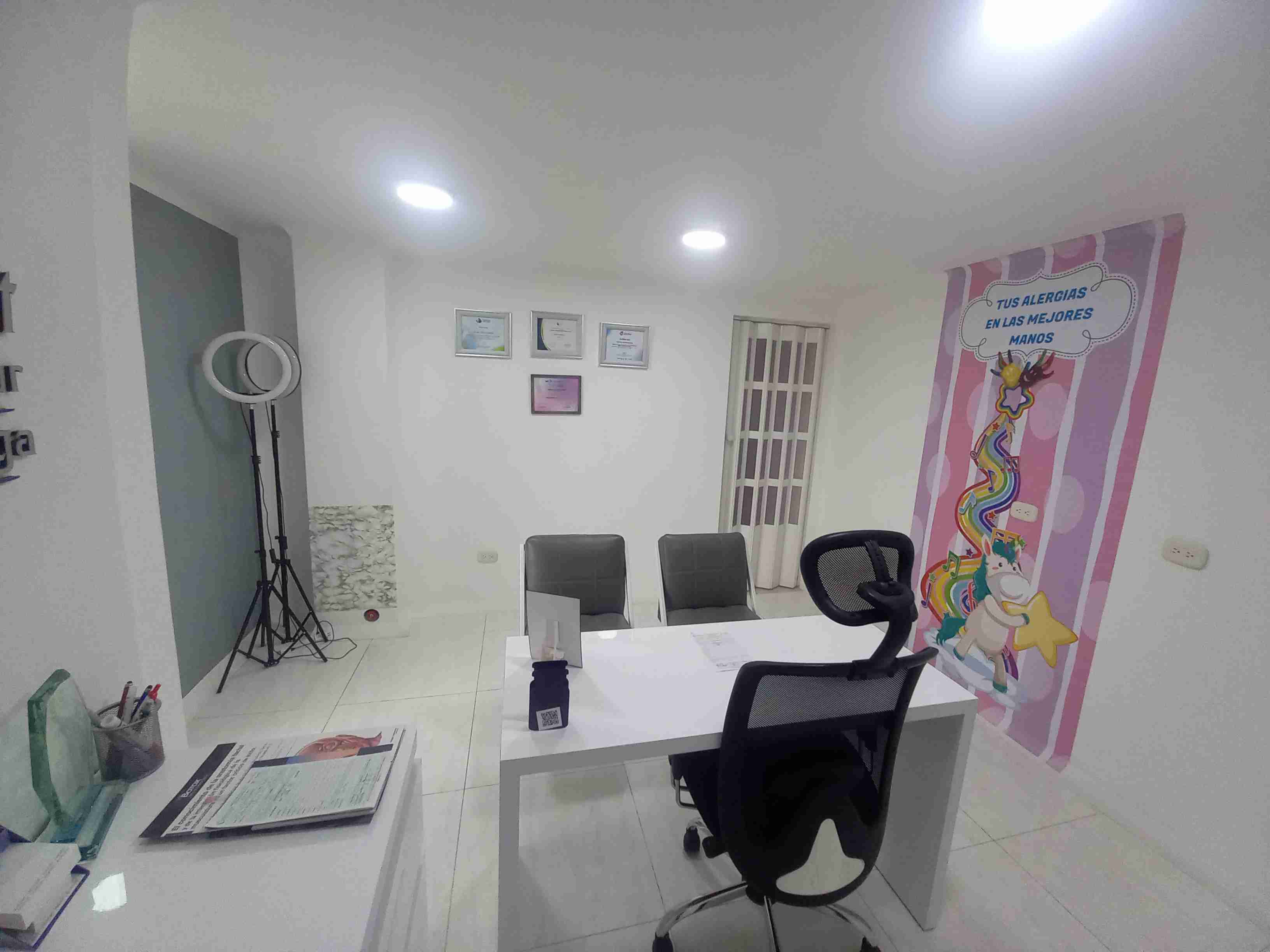 Foto de Consultorio en Venta en Los rosales, Manizales - 2 - 279056624