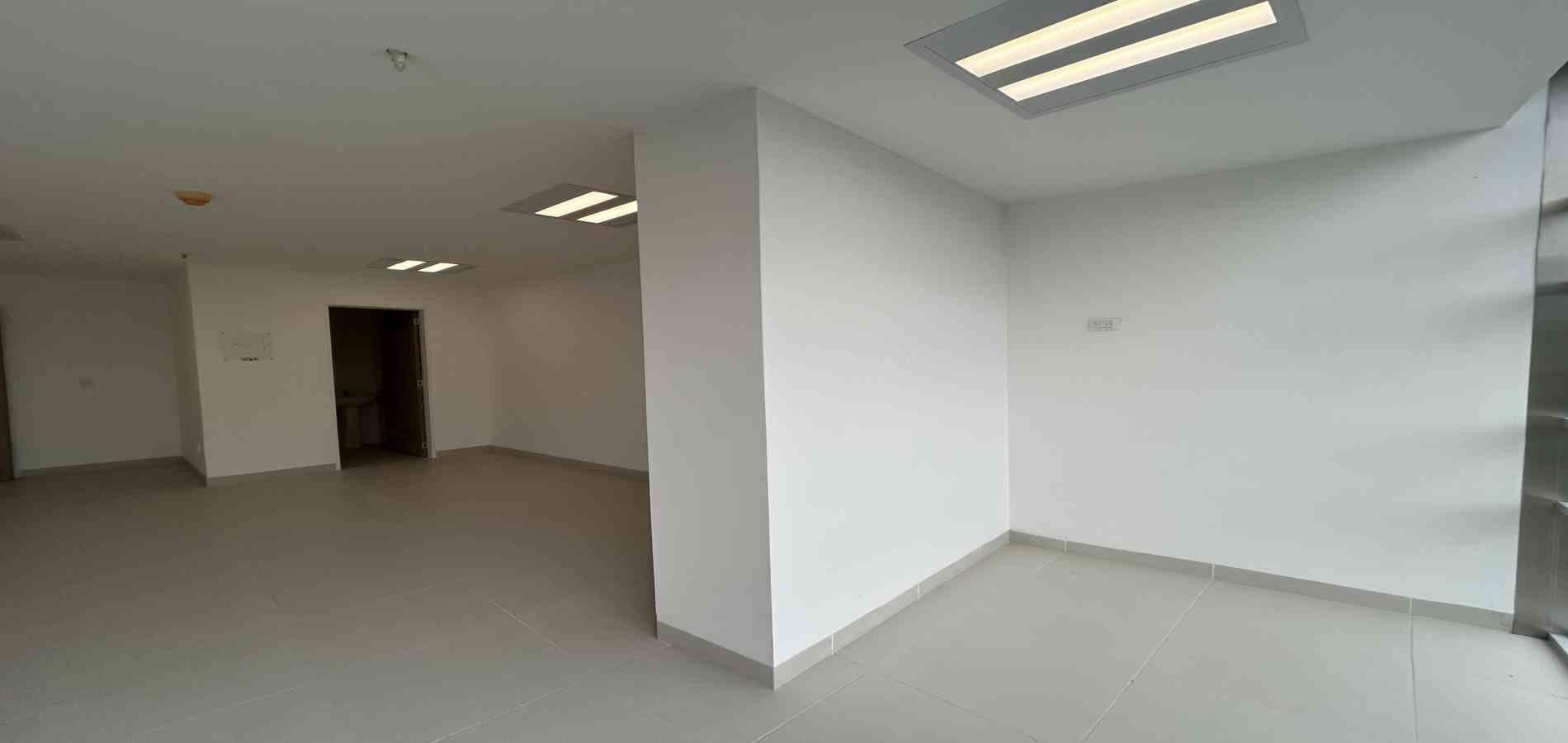 Foto de Oficina en Arriendo en Avenida 30 de agosto, Pereira - 6 - 279067051