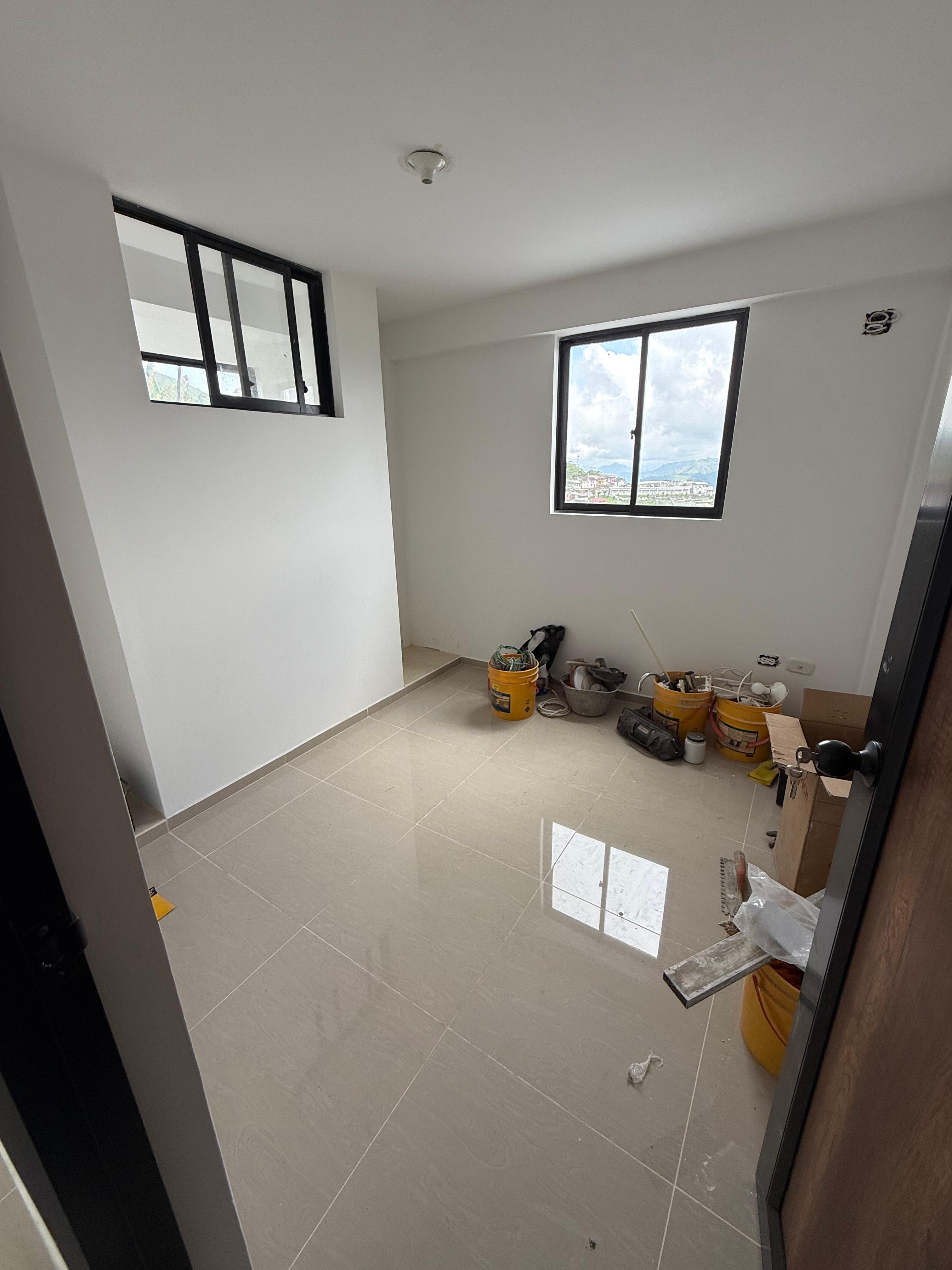 Foto de Edificio en Venta en Centro, Neira - 11 - 279063048