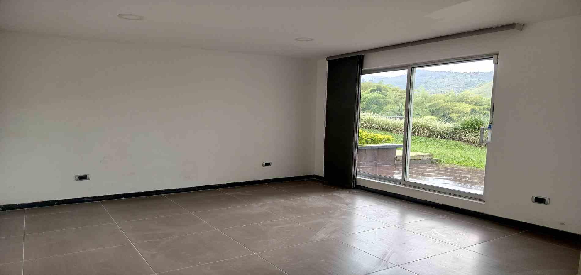 Foto de Casa campestre en Venta en Comuna 10/la romelia, Dosquebradas - 5 - 279061259
