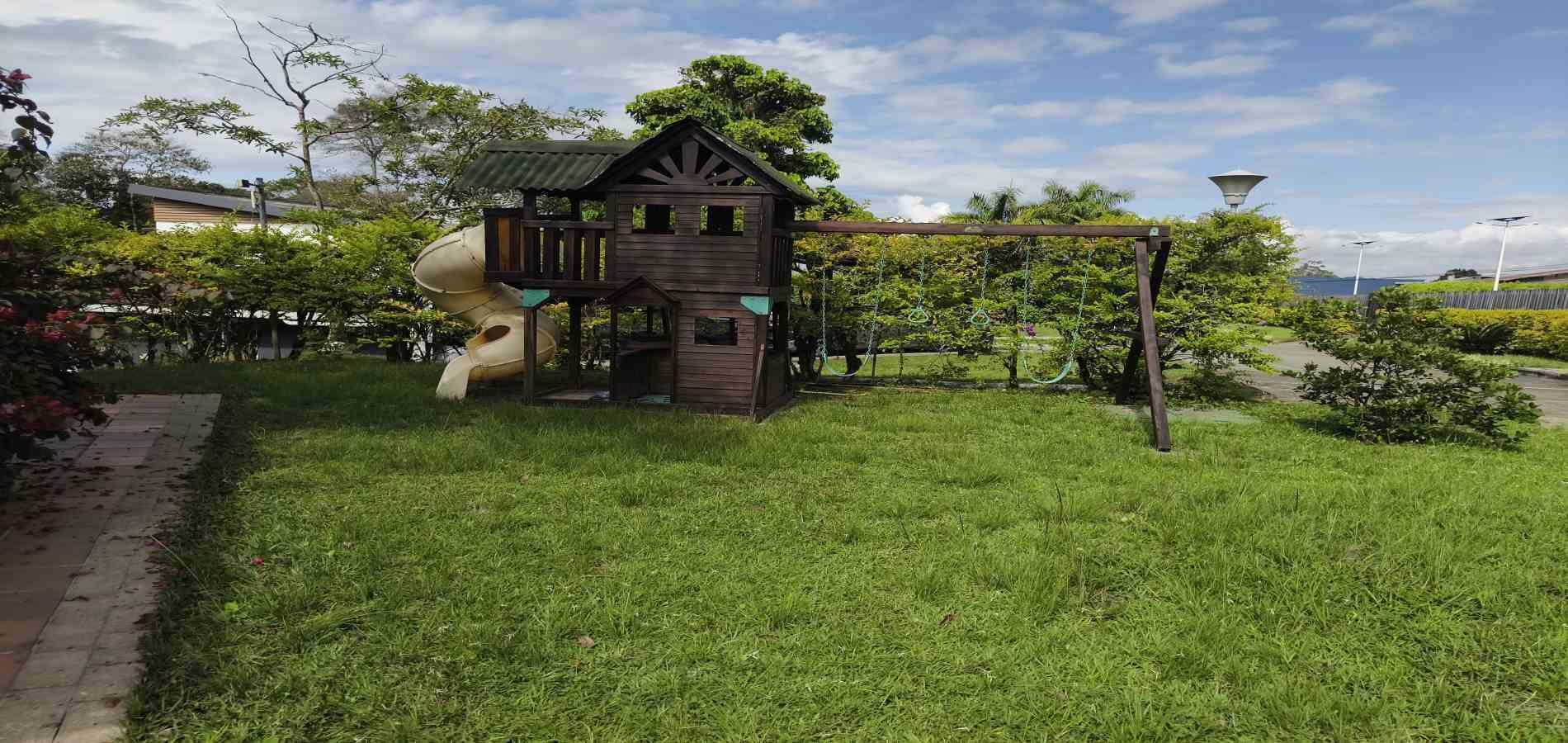 Foto de Casa campestre en Venta en Via aeropuerto el eden, Armenia  - 9 - 279068192