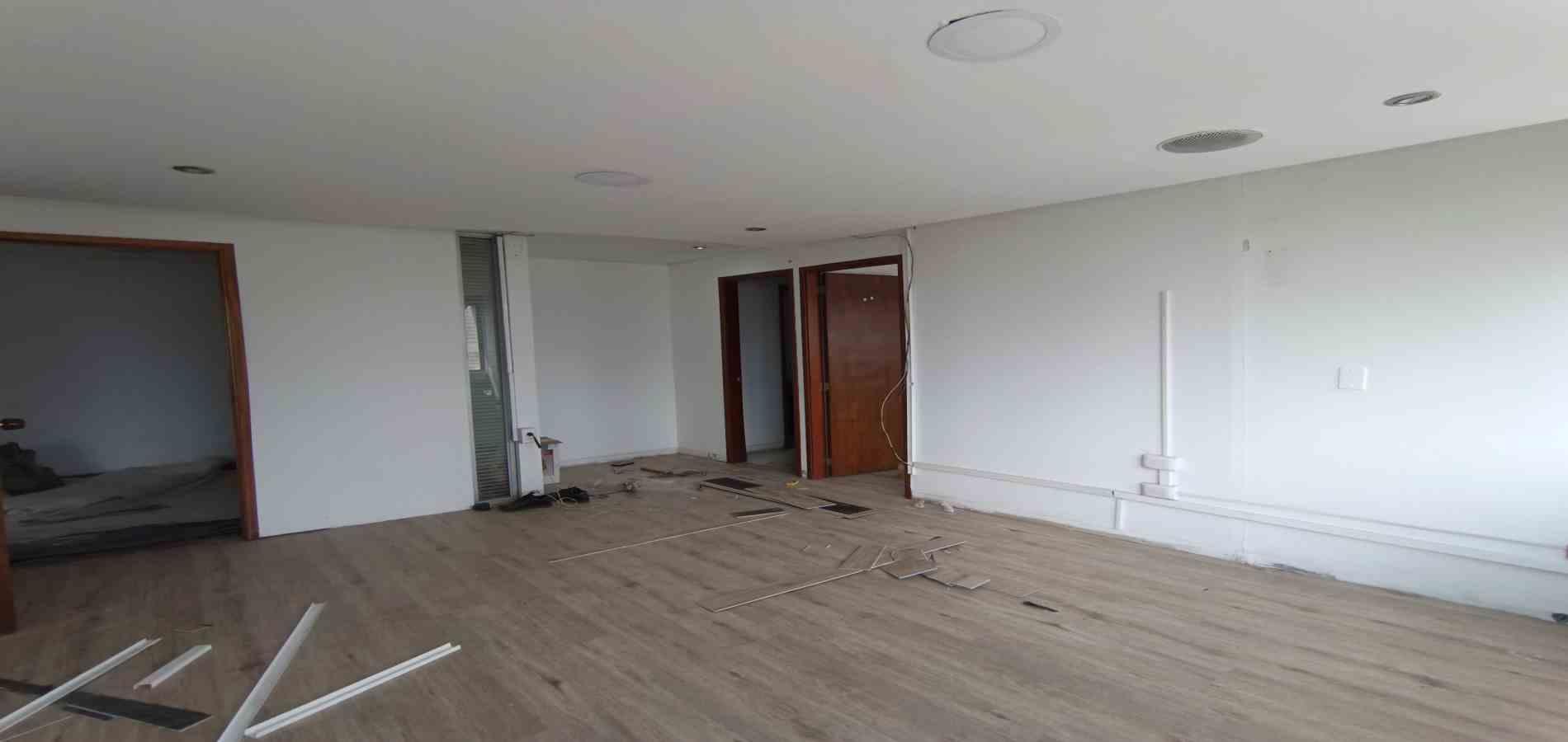 Foto de Oficina para Arriendo en Centro, Manizales - 279070335