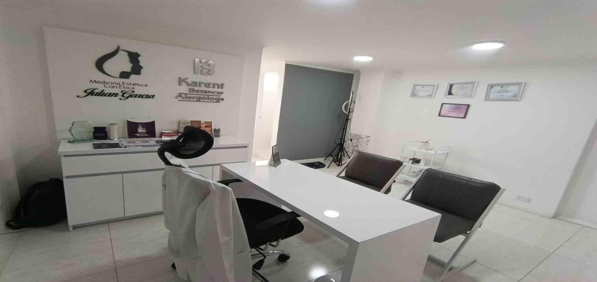 Foto de Consultorio en Venta en Los rosales, Manizales - 8 - 279064996