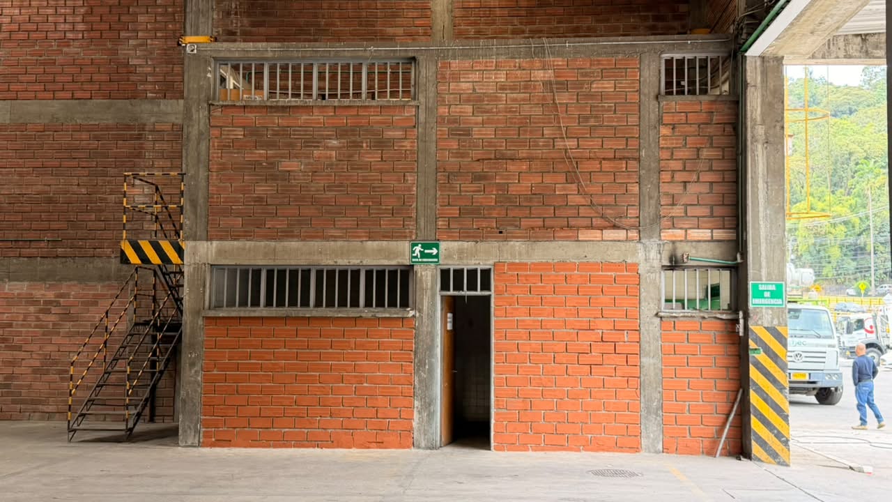 Foto de Bodega en Arriendo en Panamericana, Manizales - 3 - 279069954