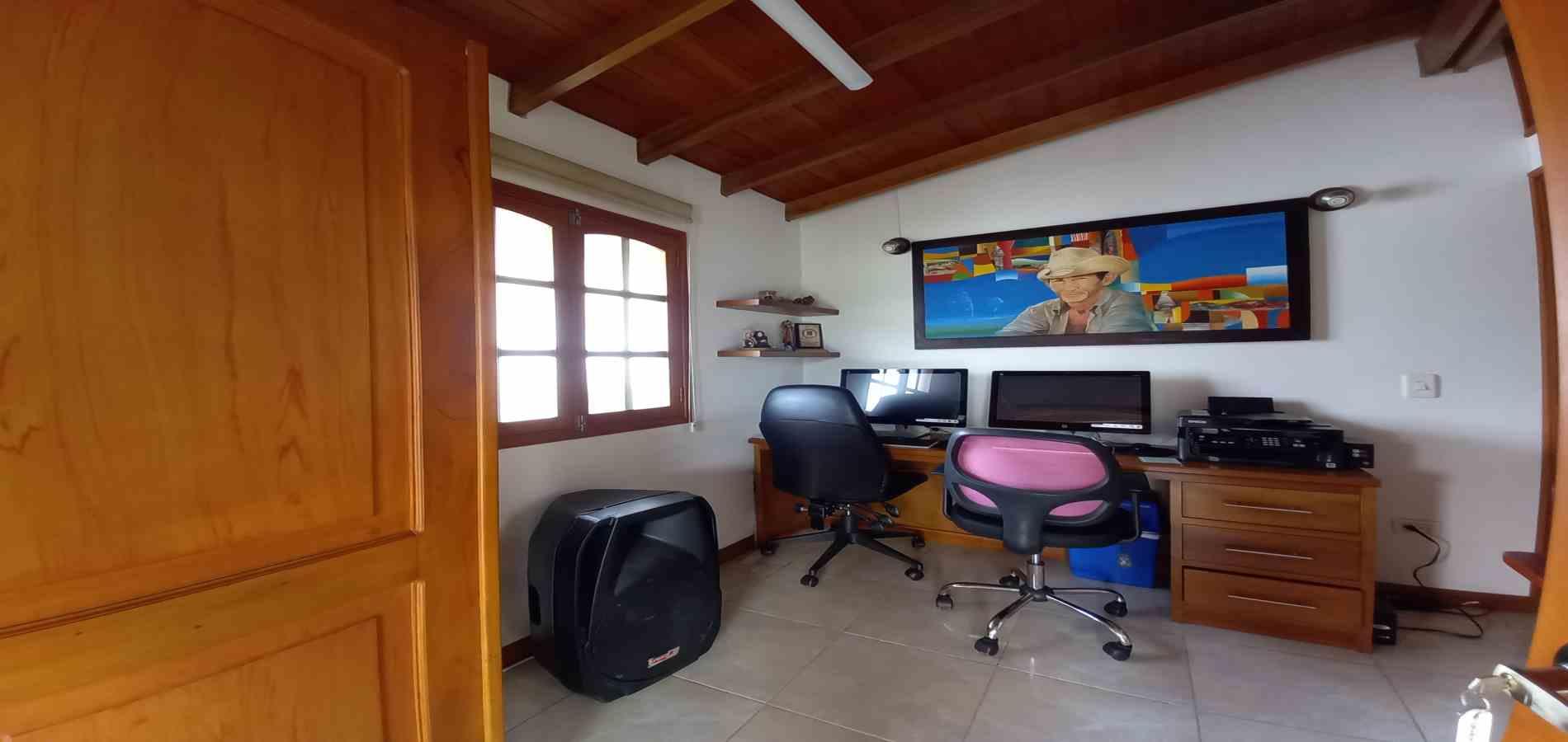 Foto de Casa en Arriendo en Avenida alberto mendoza, Manizales - 8 - 279069983