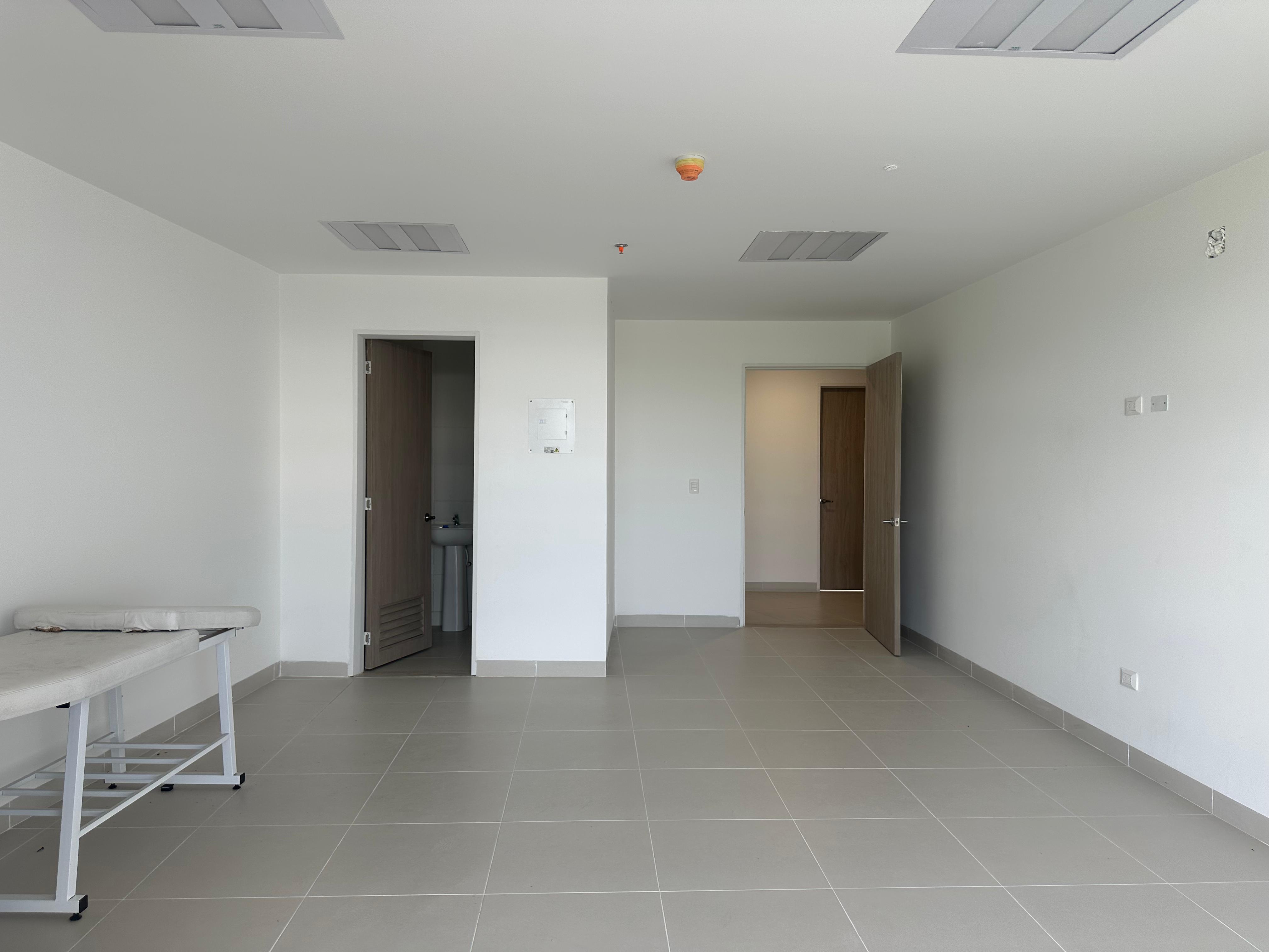 Foto de Consultorio en Arriendo en Avenida 30 de agosto, Pereira - 5 - 279065607