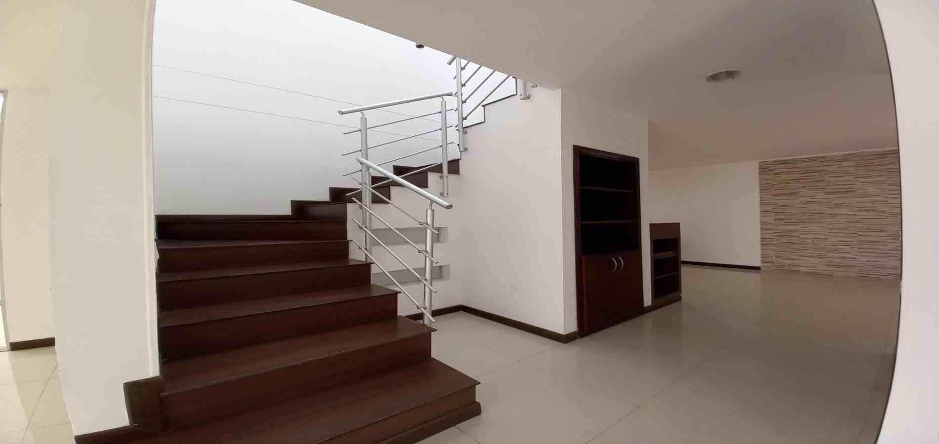 Foto de Casa en Arriendo en Av 19, Armenia  - 21 - 279068699