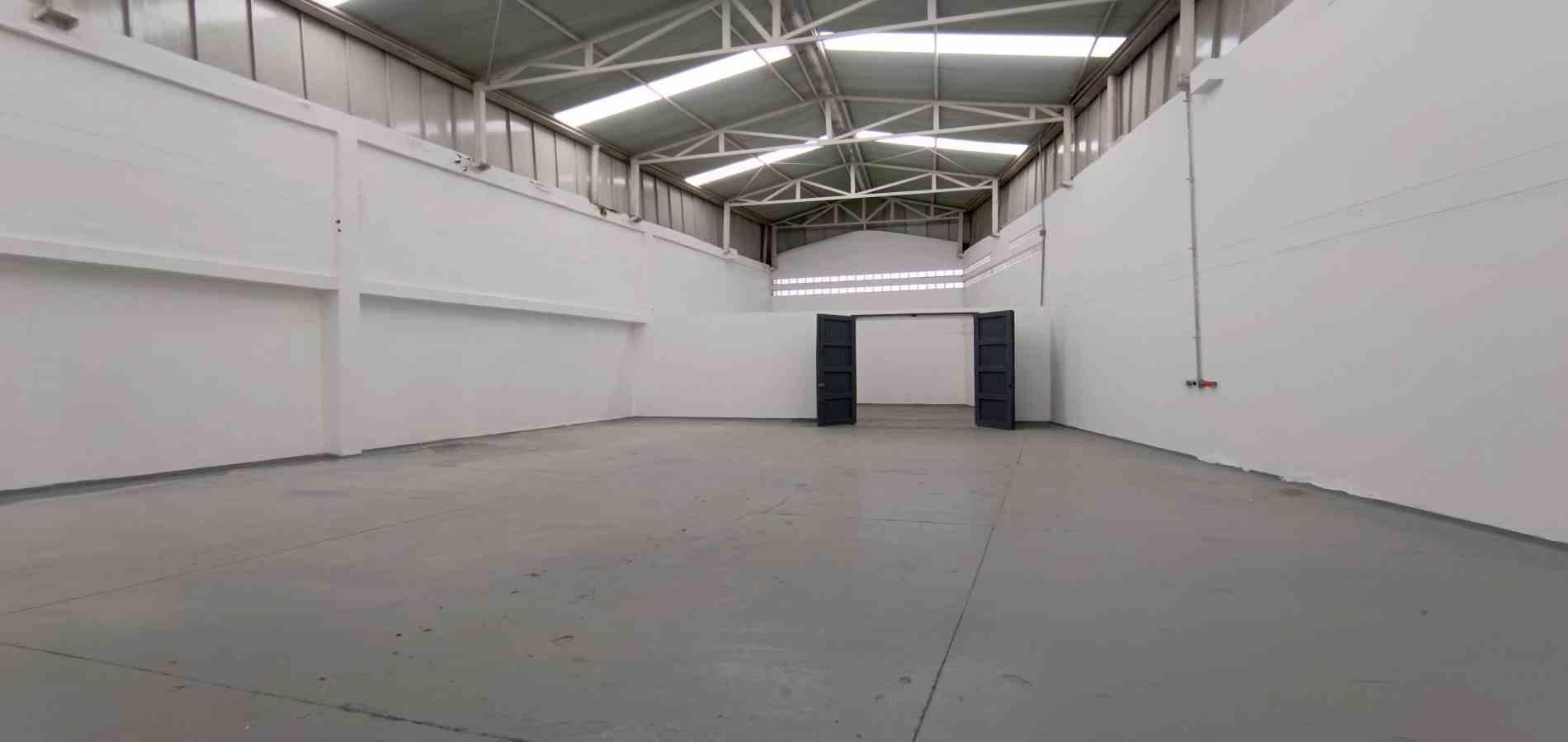 Foto de Bodega en Arriendo en Malteria, Manizales - 2 - 279070153