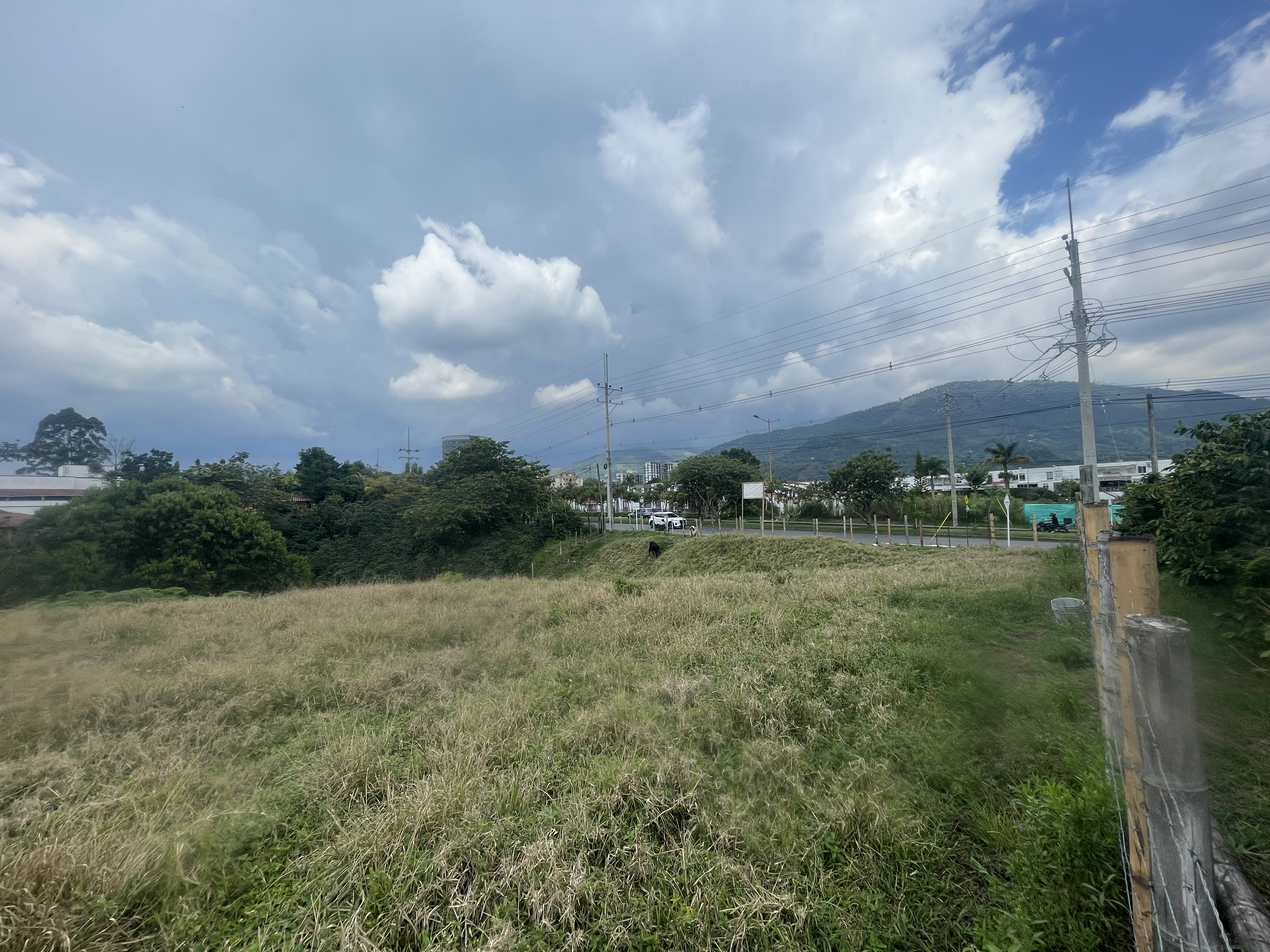 Foto de Lote / terreno en Venta en Avenida centenario, Armenia  - 7 - 279065799
