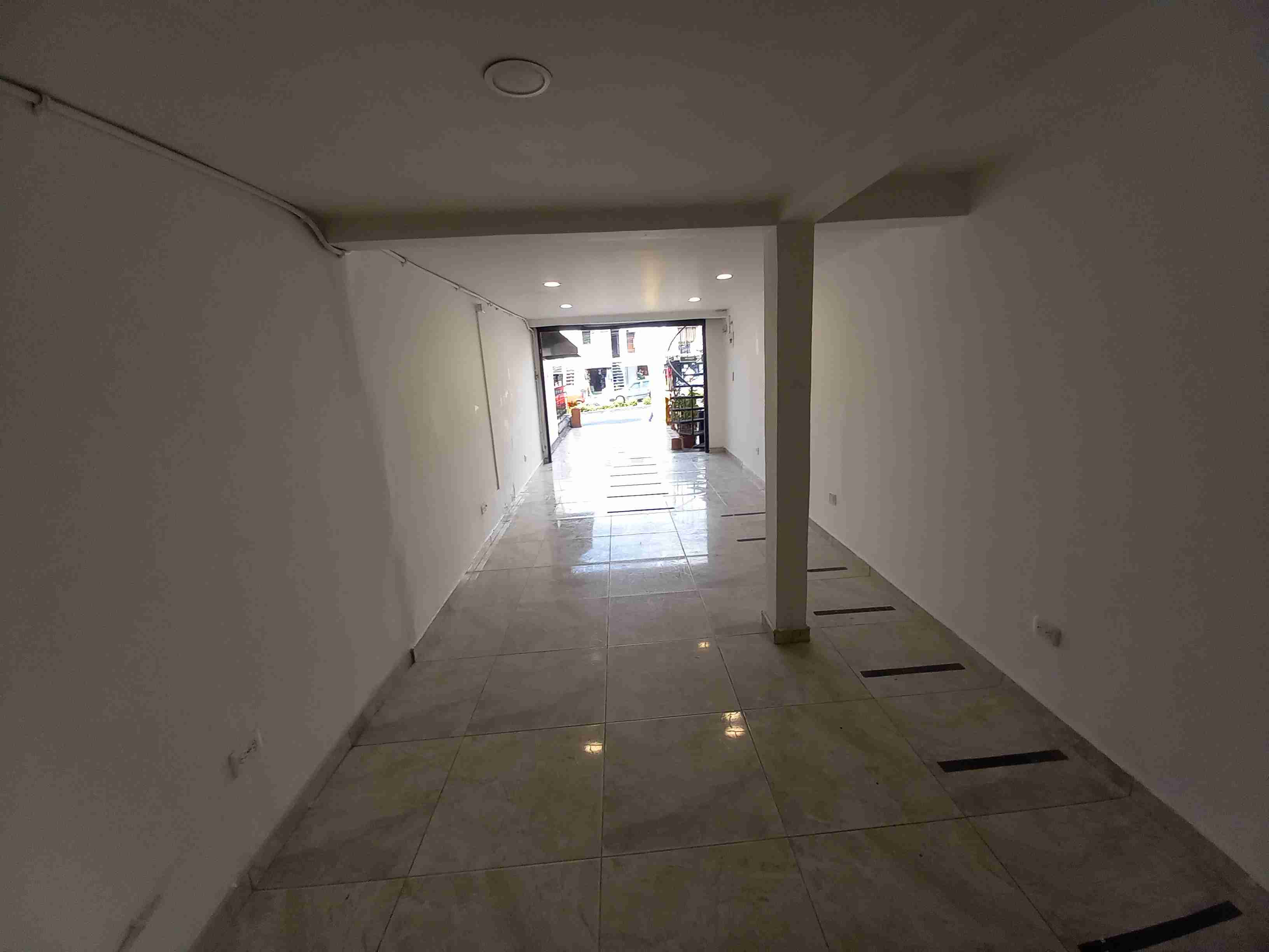Foto de Local en Arriendo en La enea, Manizales - 3 - 2791024511