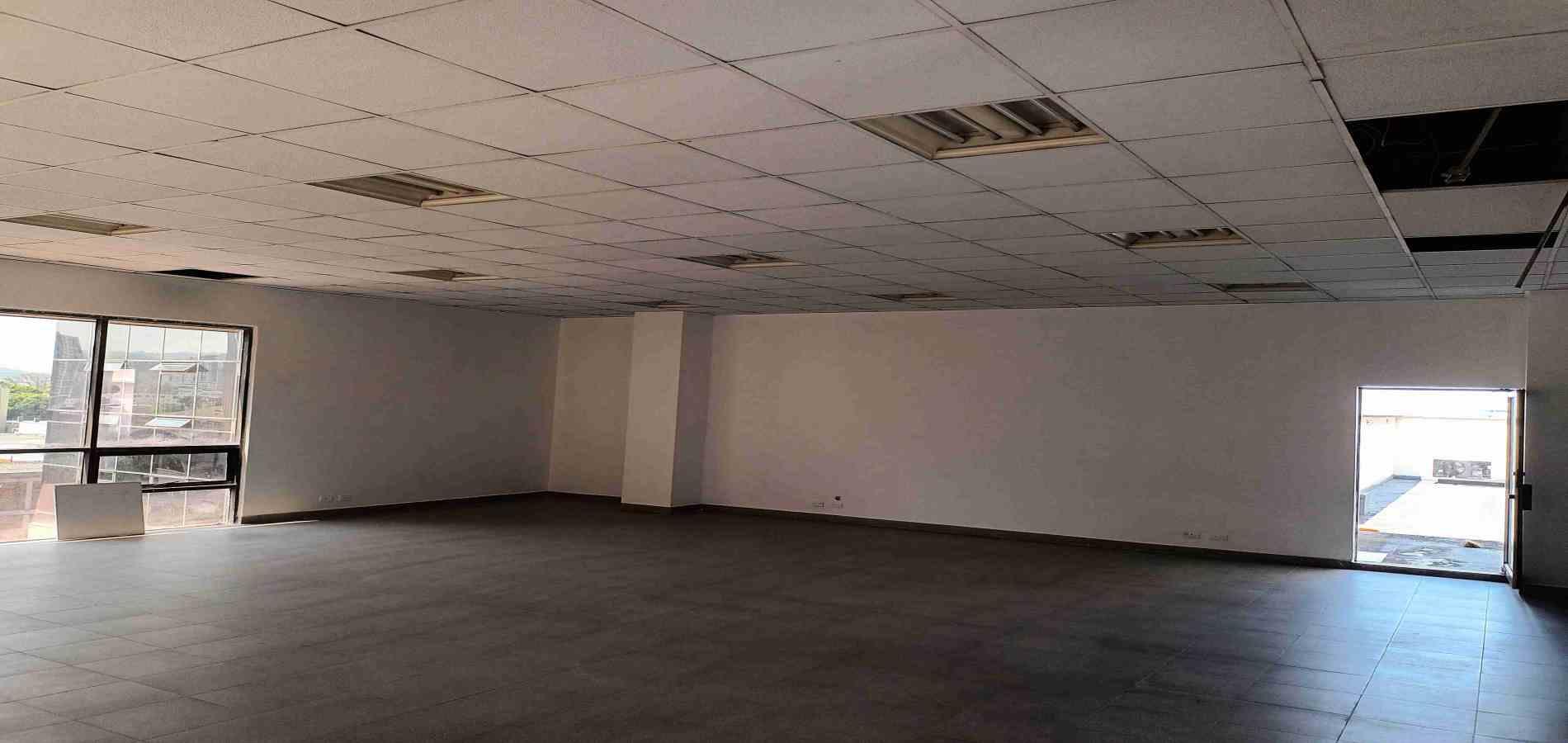 Foto de Oficina para Arriendo en Centro, Pereira - 279056135
