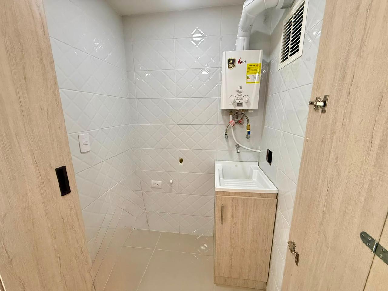 Foto de Apartamento para Venta en Alcazares, Manizales - 279069179