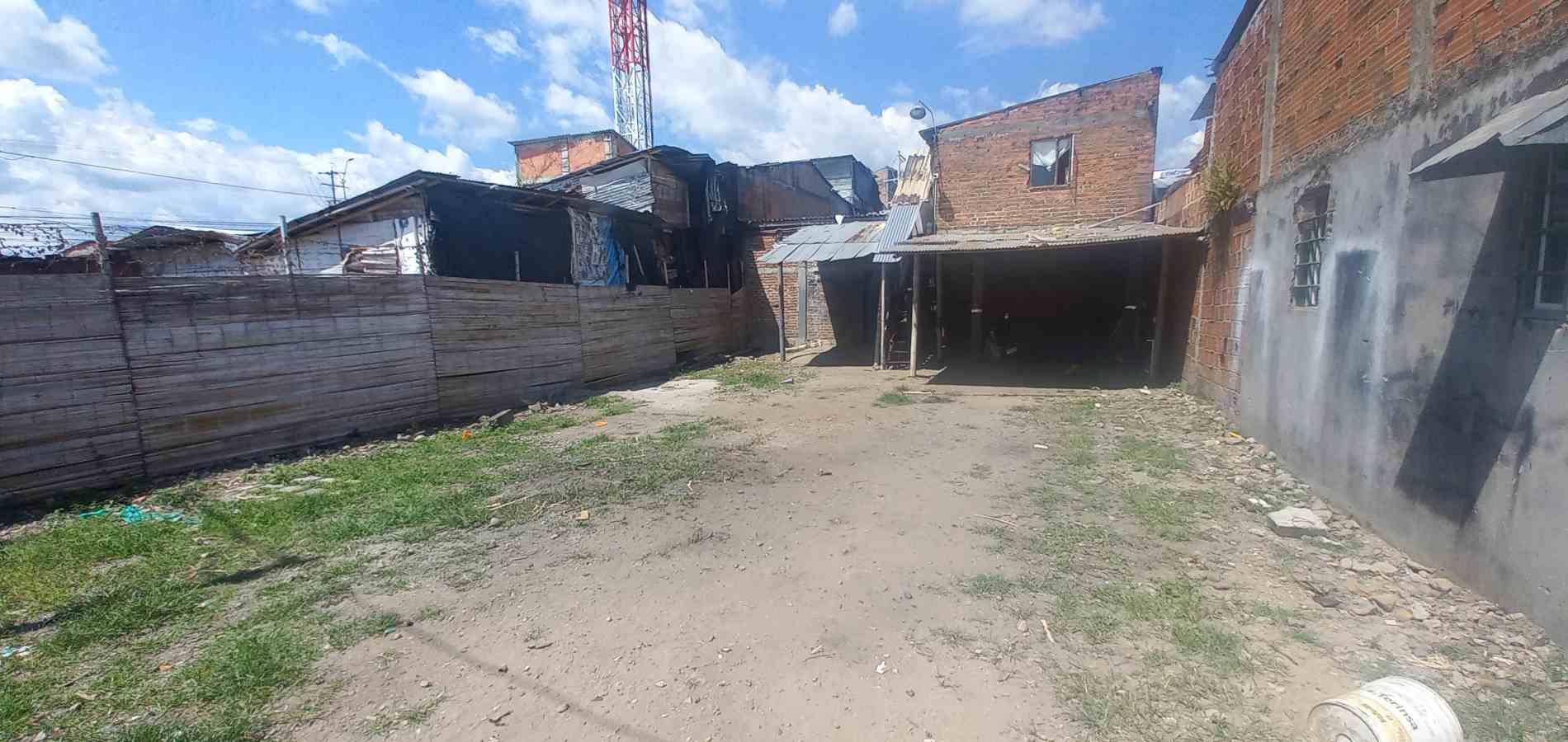 Foto de Lote / terreno en Venta en Barrio popular, Armenia  - 14 - 279058435