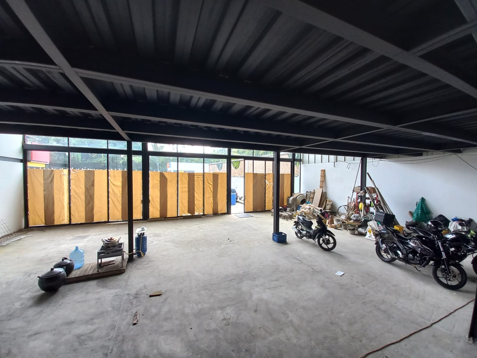 Foto de Local en Arriendo en Via armenia, Pereira - 2 - 279068160