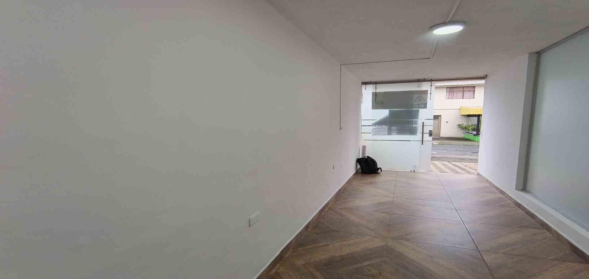 Foto de Local en Arriendo en La estrella, Manizales - 3 - 279054255