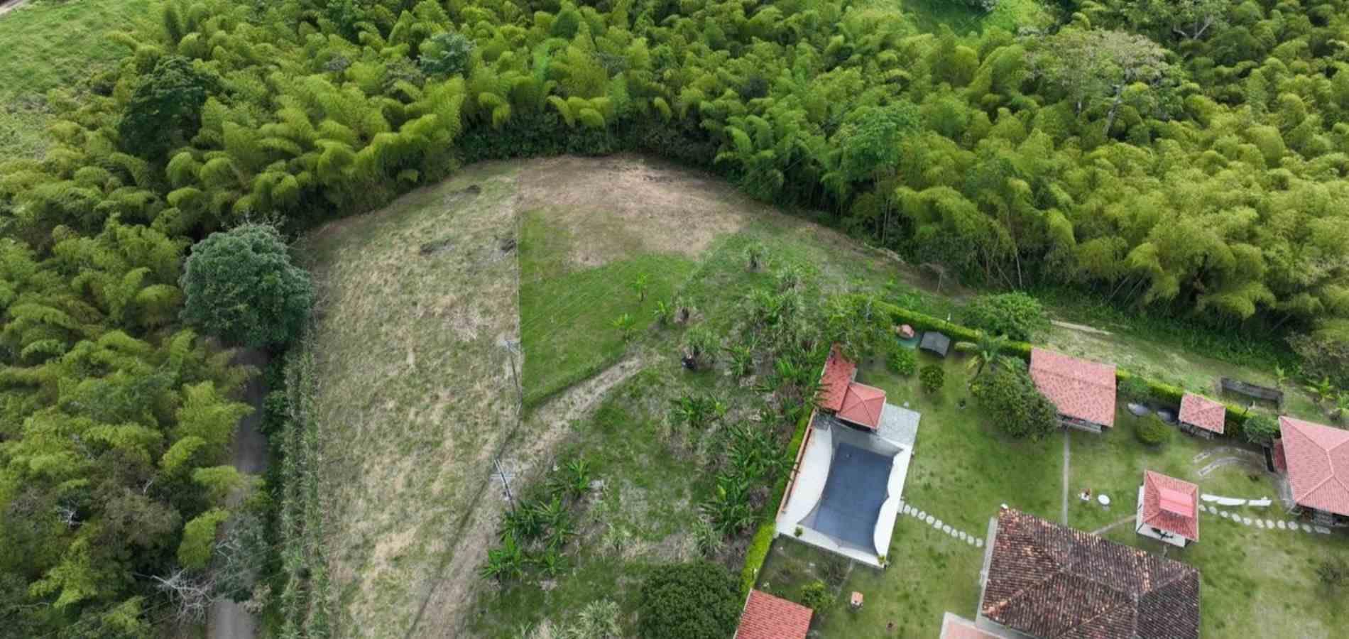 Foto de Lote / terreno en Venta en Centro, Quimbaya - 7 - 279068851