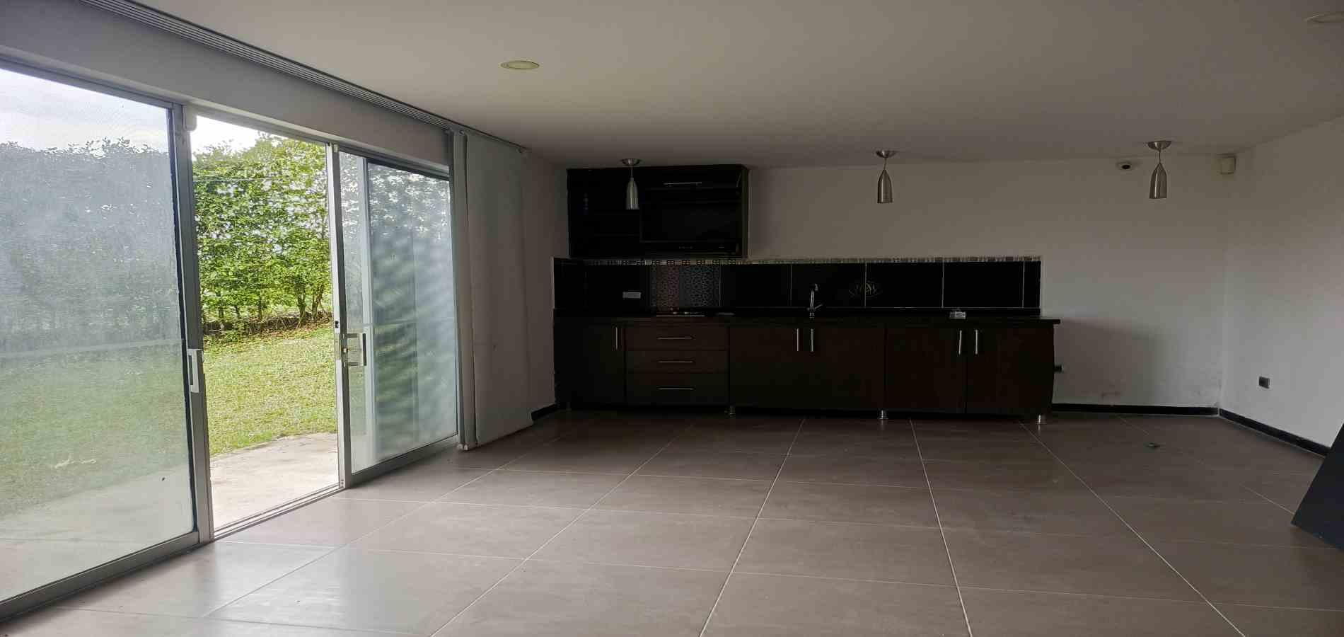 Foto de Casa campestre para Venta en Comuna 10/la romelia, Dosquebradas - 279061259