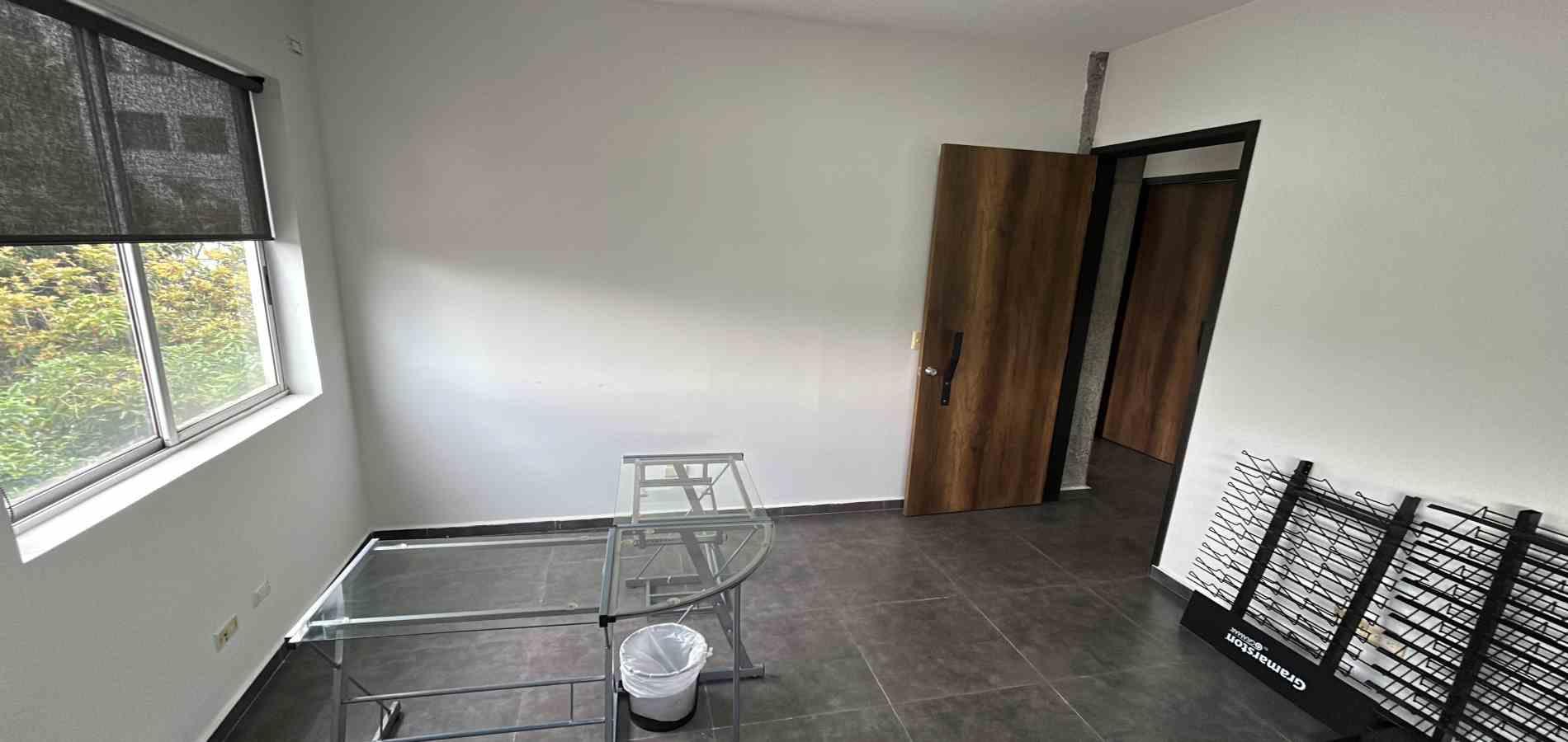 Foto de Edificio de apartamentos en Venta en Comuna universidad/san jose sur, Pereira - 31 - 279066639