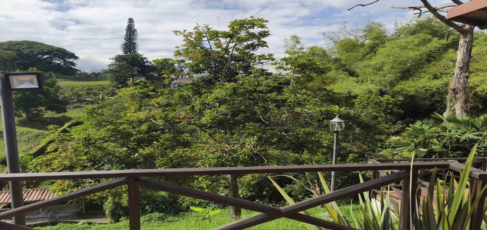 Foto de Casa campestre para Venta en Via aeropuerto el eden, Armenia  - 279068192