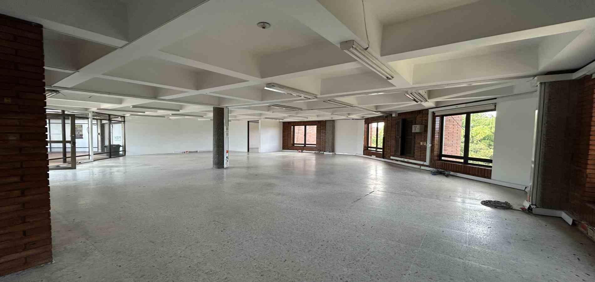 Foto de Oficina para Venta en Avenida las americas, Pereira - 279069371