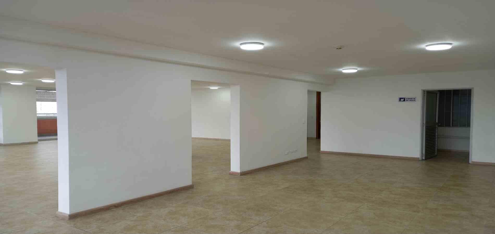 Foto de Local en Arriendo en Avenida santander , Manizales - 1 - 279065682