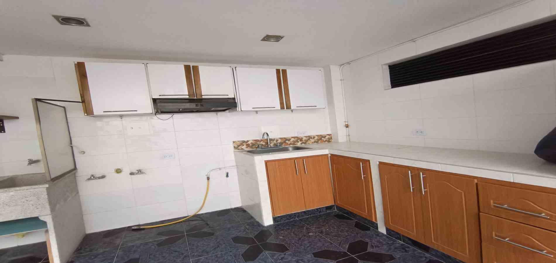 Foto de Apartamento en Arriendo en Chipre, Manizales - 12 - 279069254