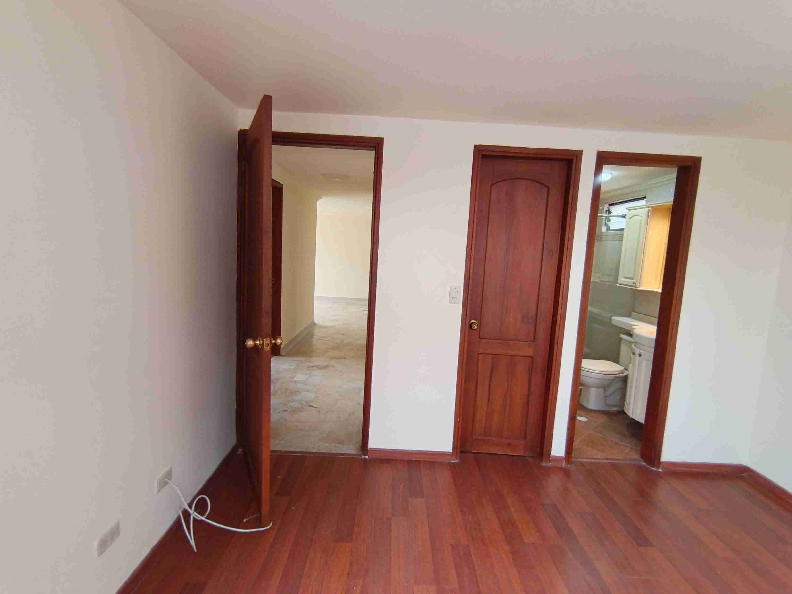 Foto de Apartamento para Venta en Laureles, Manizales - 279065254
