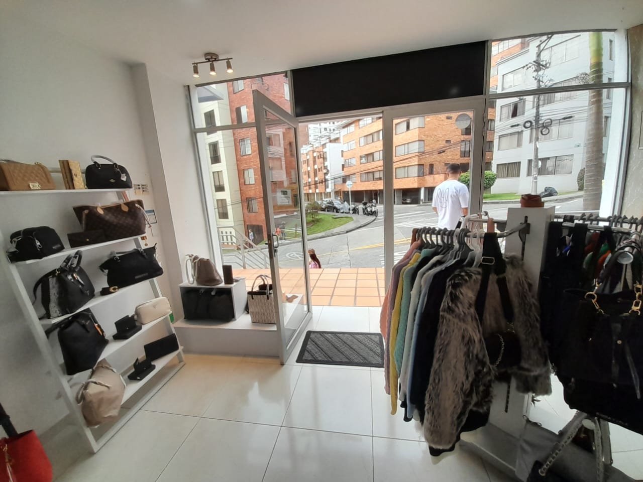 Foto de Local en Venta en Palermo, Manizales - 17 - 2791024521