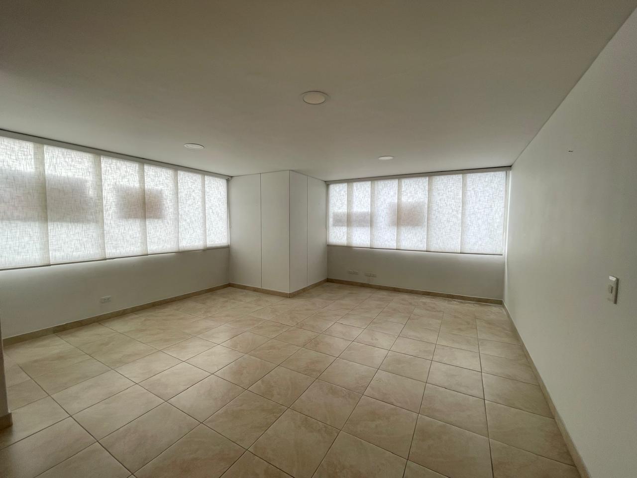 Foto de Oficina en Venta en Centro, Manizales - 1 - 279058919