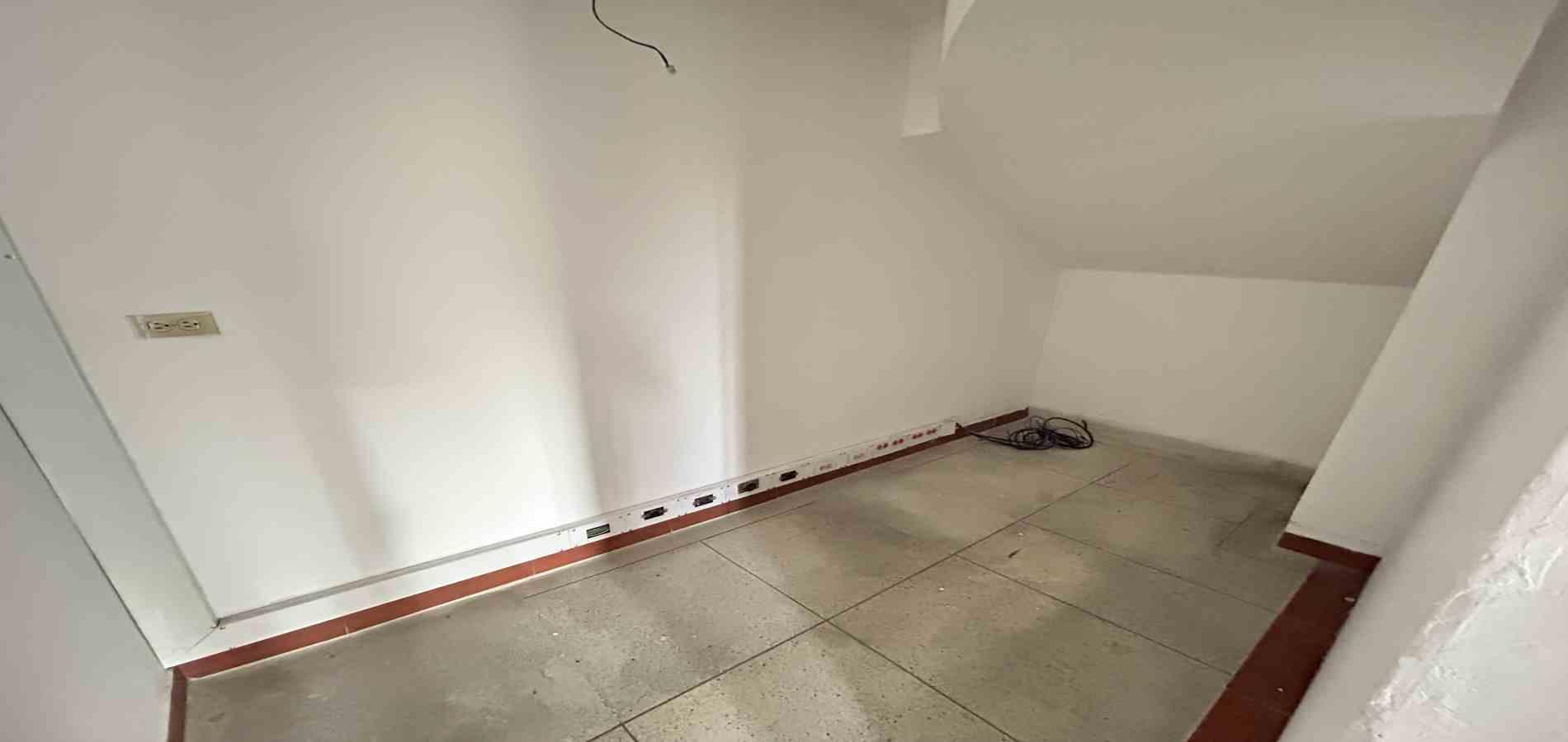Foto de Oficina en Venta en Avenida las americas, Pereira - 2 - 279069371