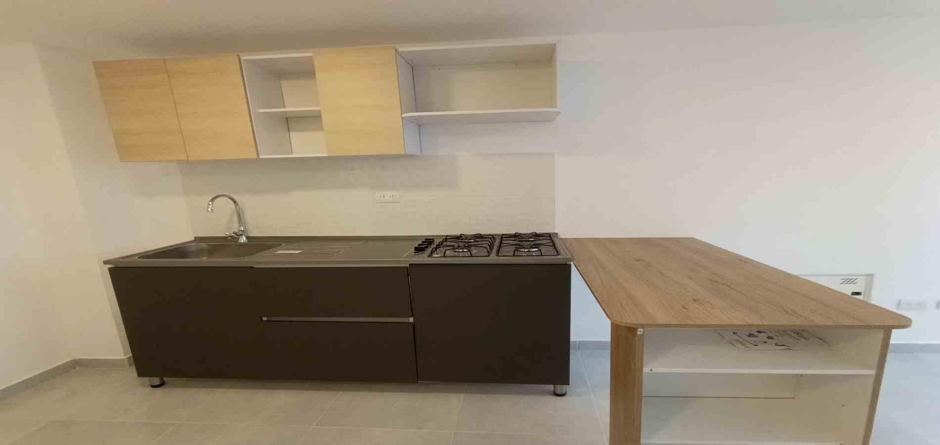 Foto de Apartamento en Arriendo en Alcazares, Manizales - 3 - 279068635