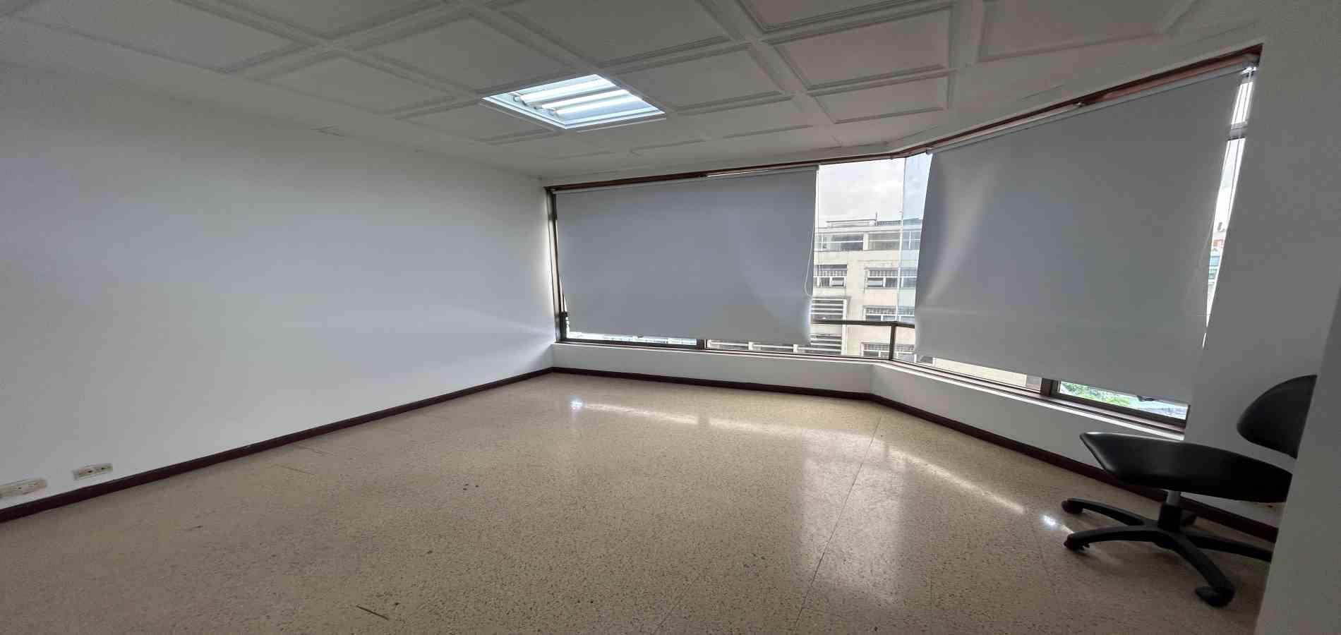 Foto de Oficina en Arriendo en Centro, Pereira - 5 - 279068234